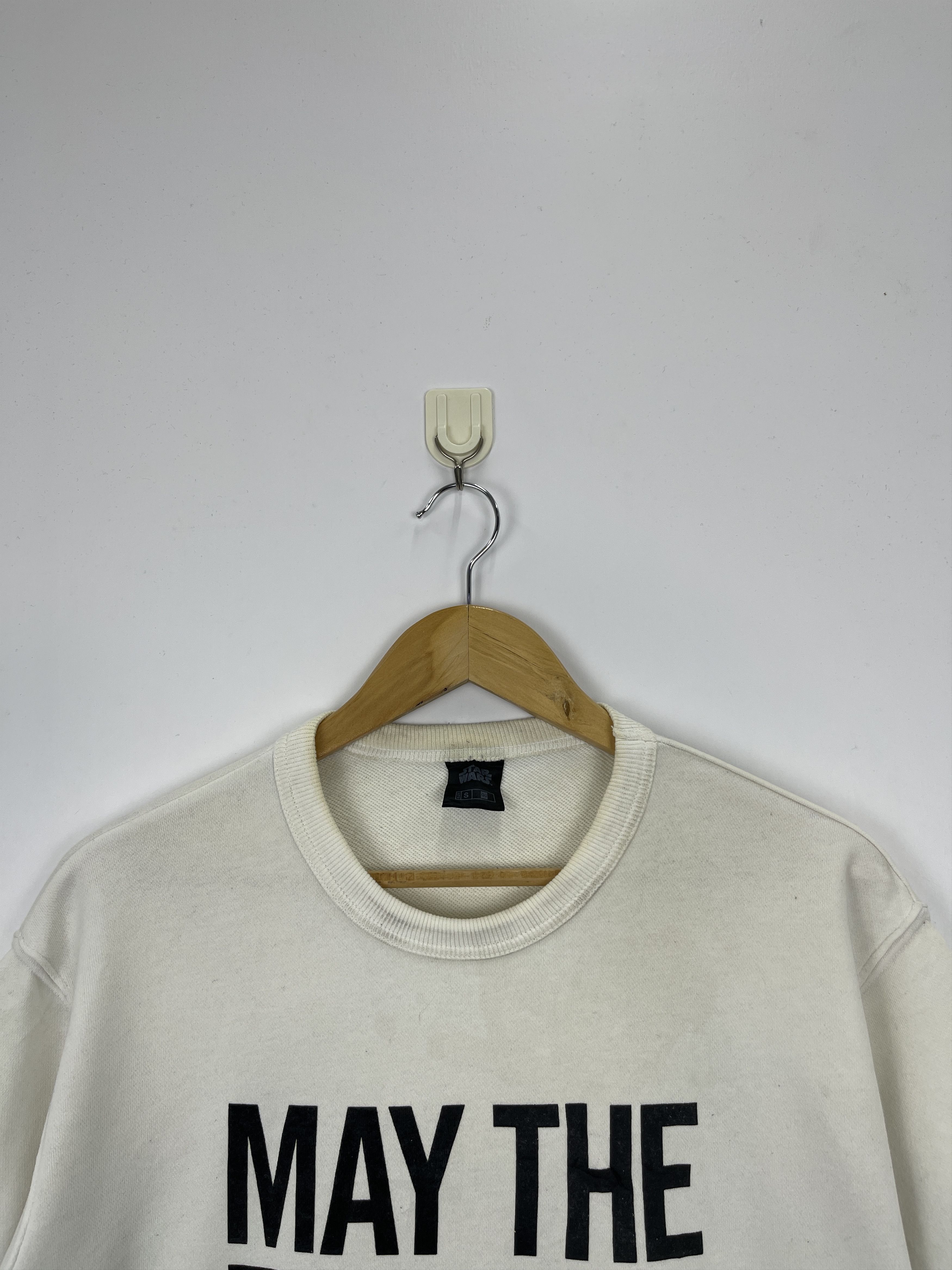 Star Wars Vintage Star Wars Uniqlo GU Crewnecck Pullover Tshirt Size US S / EU 44-46 / 1 - 5 Thumbnail