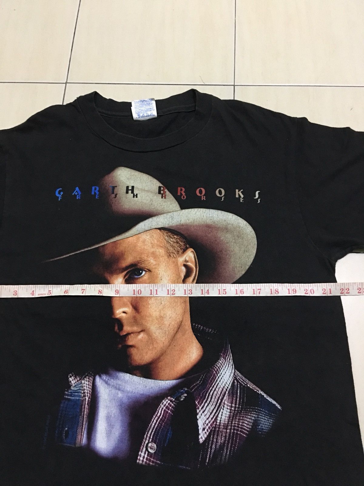 Band Tees Vintage 90s garth brooks fresh horses tour shirt Size US L / EU 52-54 / 3 - 5 Thumbnail