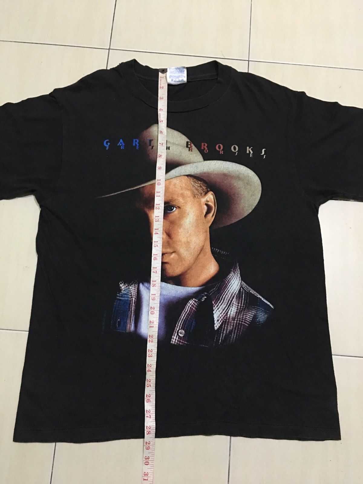 Band Tees Vintage 90s garth brooks fresh horses tour shirt Size US L / EU 52-54 / 3 - 6 Thumbnail