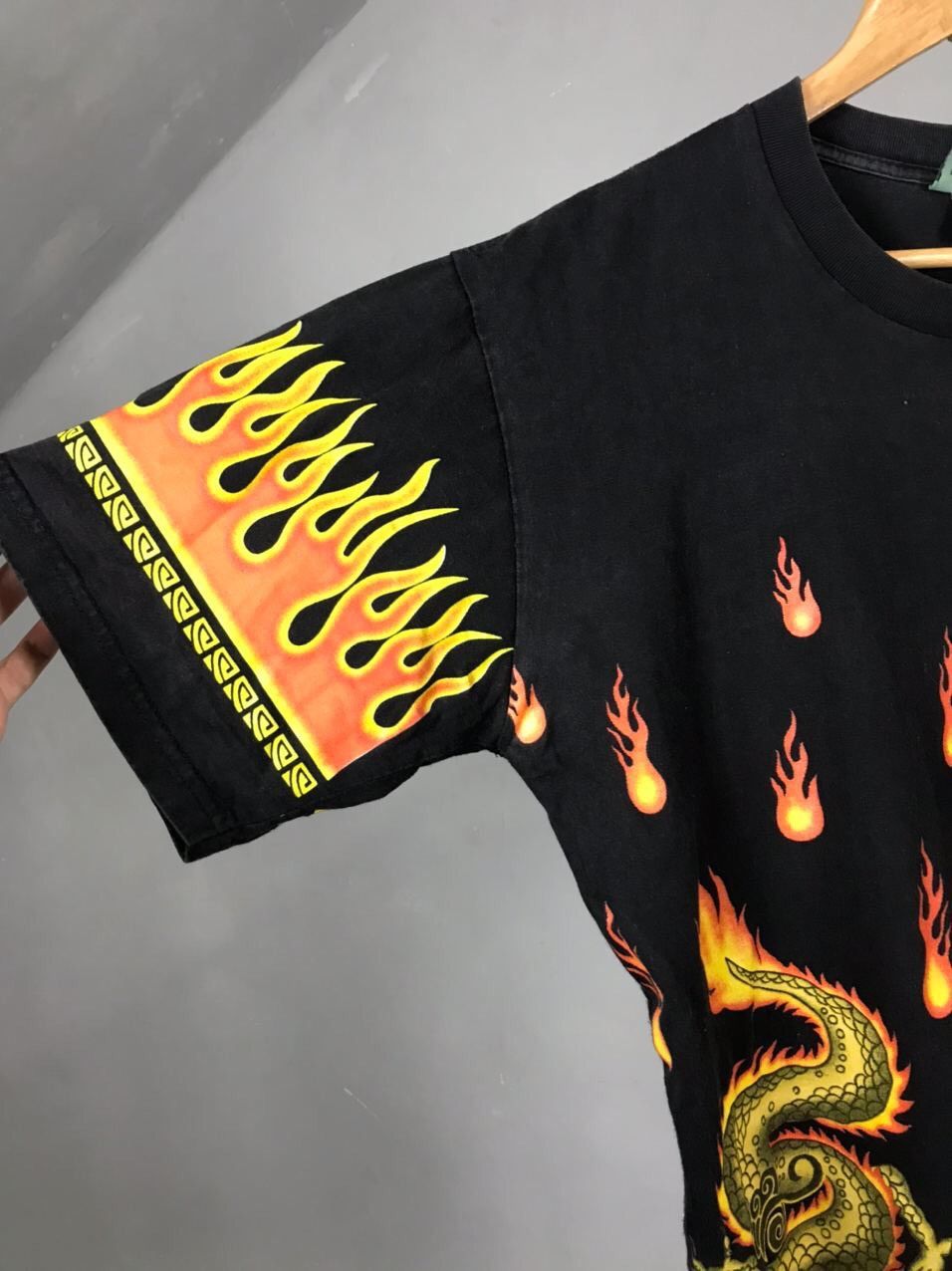 Other × Vintage Vintage Rock Dragon Fire Tee Size US L / EU 52-54 / 3 - 5 Thumbnail