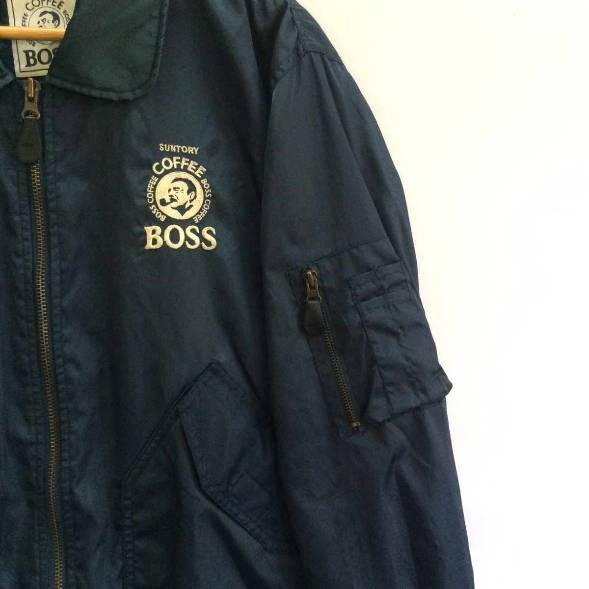 Japanese Brand Vintage suntory Coffee Boss Design bomber jacket Size US L / EU 52-54 / 3 - 4 Thumbnail