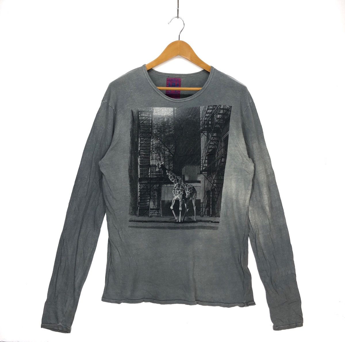 Zara ZARA URBAN JUNGLE Long Sleeve T Shirt #1070-37 Size US L / EU 52-54 / 3 - 1 Thumbnail