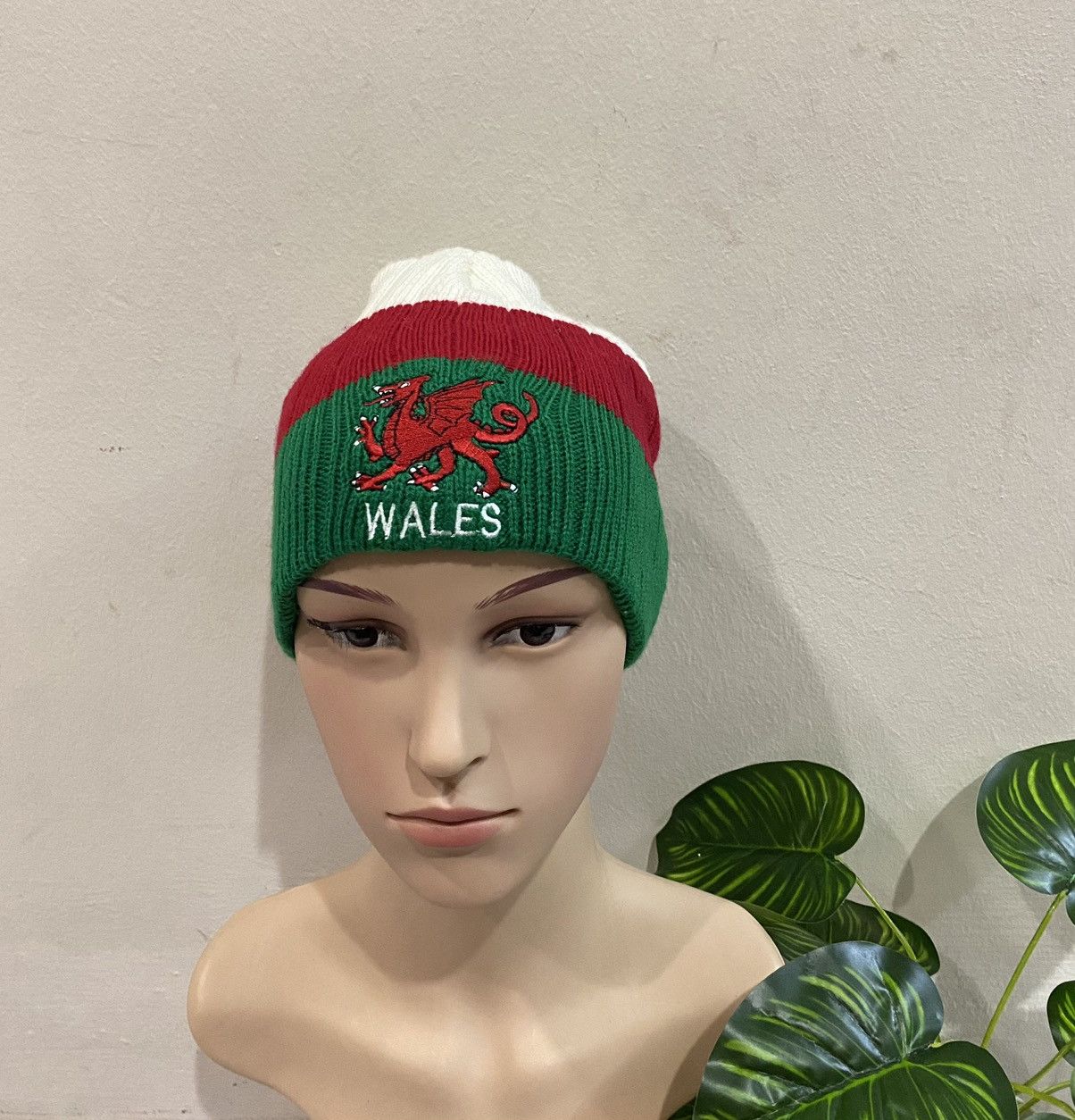 Other WALES BEANIE / SNOW CAP Size ONE SIZE - 3 Thumbnail