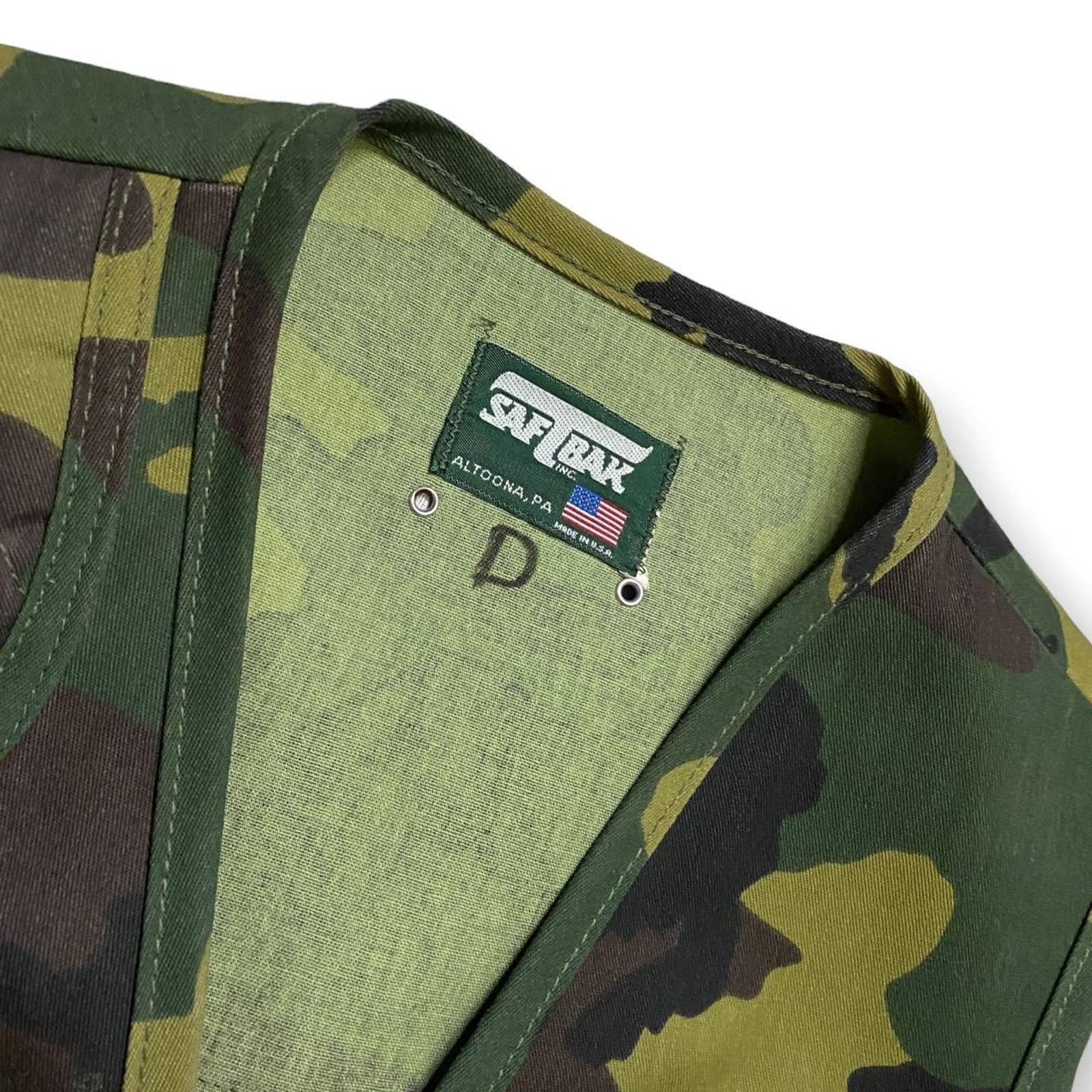 Vintage Vintage Camo Hunting Fishing SAF-T-BAK Canvas Outdoor Vest Size US M / EU 48-50 / 2 - 4 Thumbnail