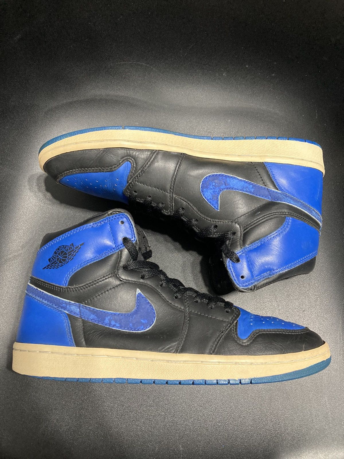 Nike Air Jordan 1 High 2001 “Royal” Size US 9.5 / EU 42-43 - 2 Thumbnail