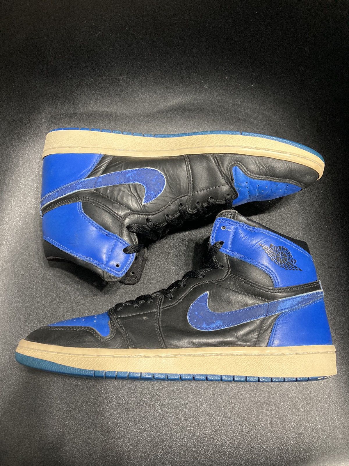 Nike Air Jordan 1 High 2001 “Royal” Size US 9.5 / EU 42-43 - 1 Thumbnail