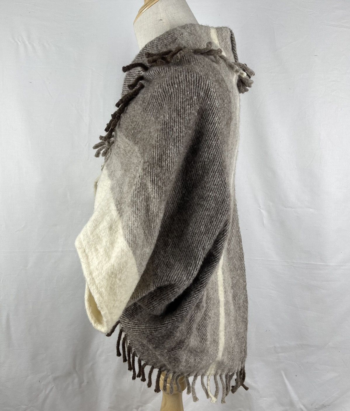 100% pure wool capes cloak poncho cardigan