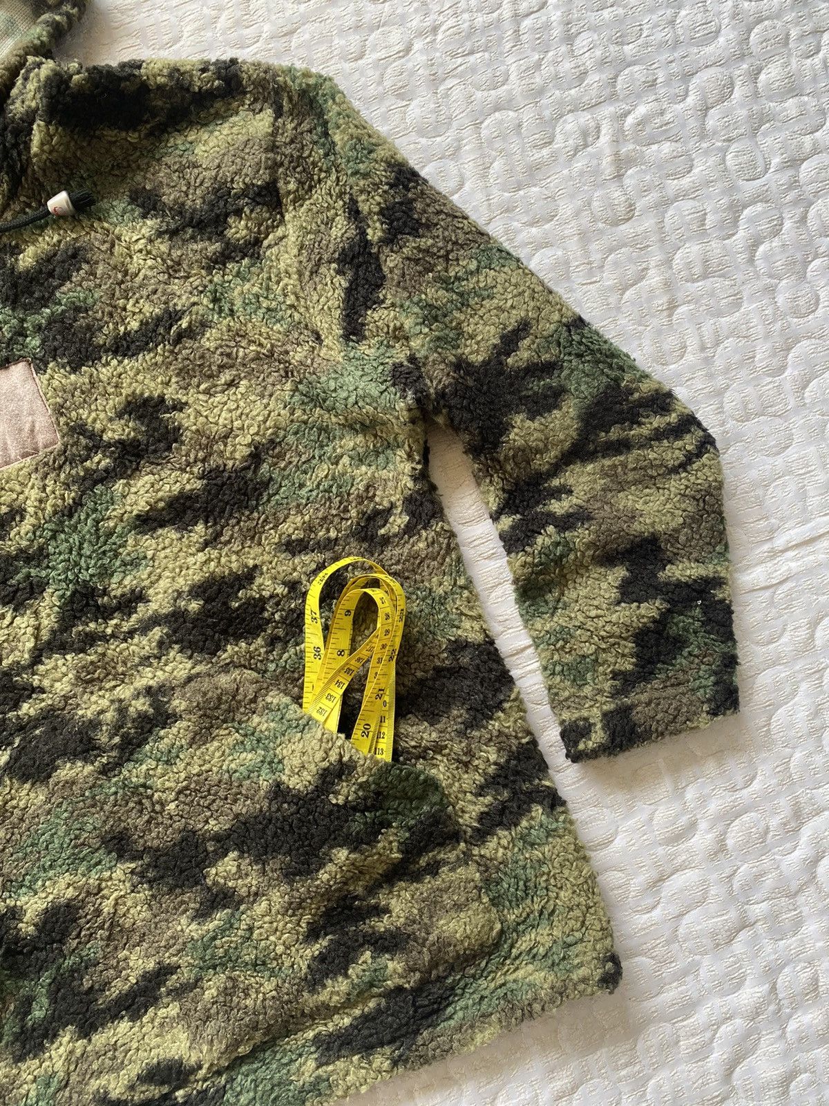 Cartoon Network × Vintage Vintage 90s Betty Boop Camo Fleece Hoodie Size US M / EU 48-50 / 2 - 5 Thumbnail