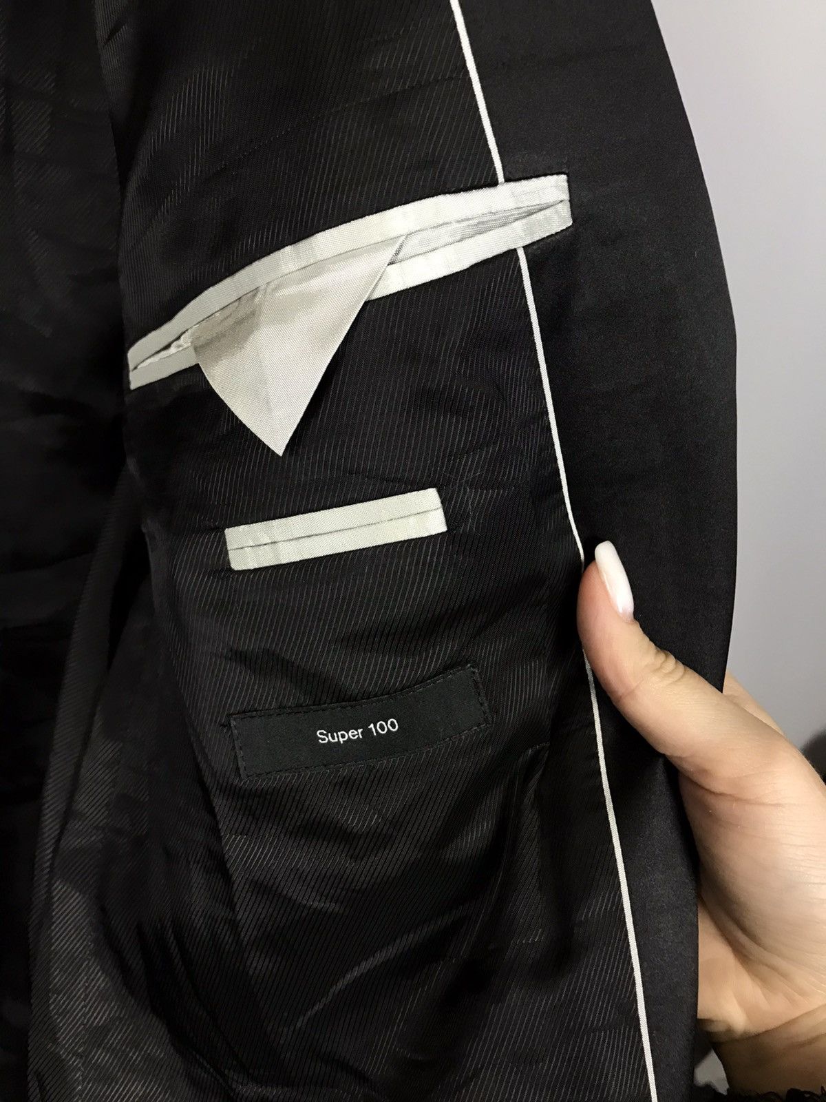 Hugo Boss Hugo Boss luxury blazer Size 50R - 5 Thumbnail