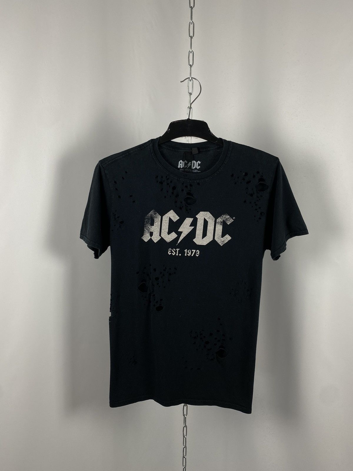 AC/DC × Band Tees Ac/Dc T-shirts big logo band tee rock tee metal tour size M Size US M / EU 48-50 / 2 - 1 Thumbnail