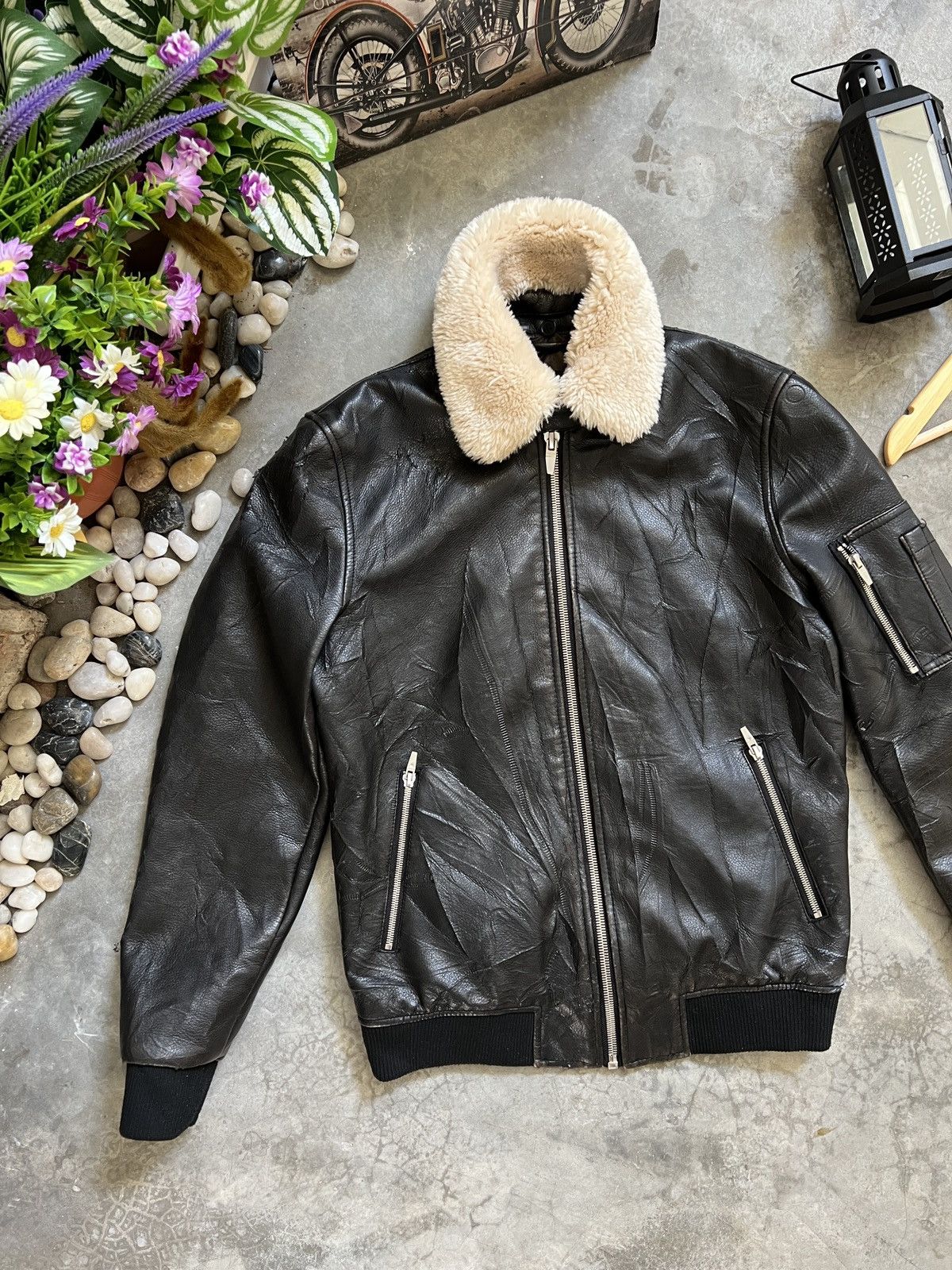 Other Steals 🖤 Zara Man Faux Fur Black Bomber Leather Jacket Size US M / EU 48-50 / 2 - 3 Thumbnail