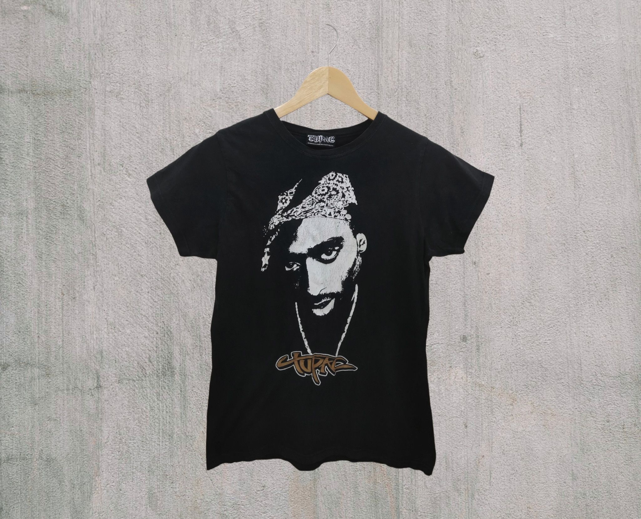 Band Tees Vintage Y2K Tupac Shakur 2006 merch tee Size US S / EU 44-46 / 1 - 1 Thumbnail