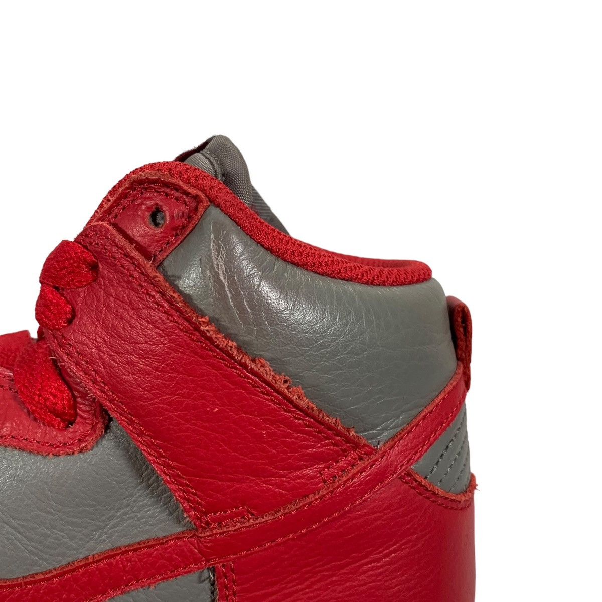 Nike Nike Dunk High Retro QS UNLV Varsity Red Gray 2016 Sneaker Size US 6 / IT 36 - 3 Thumbnail