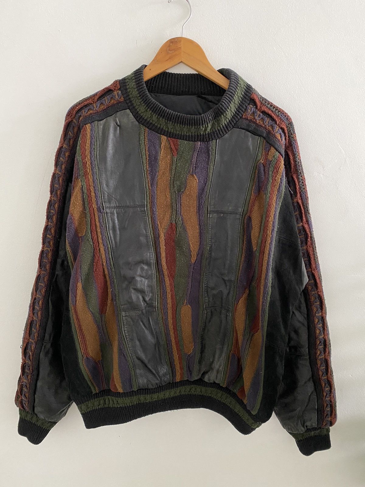 Coogi × Designer × Leather SAXONY Coogi design leather Colorful Sweater Kintwear 90's Size US L / EU 52-54 / 3 - 14 Thumbnail