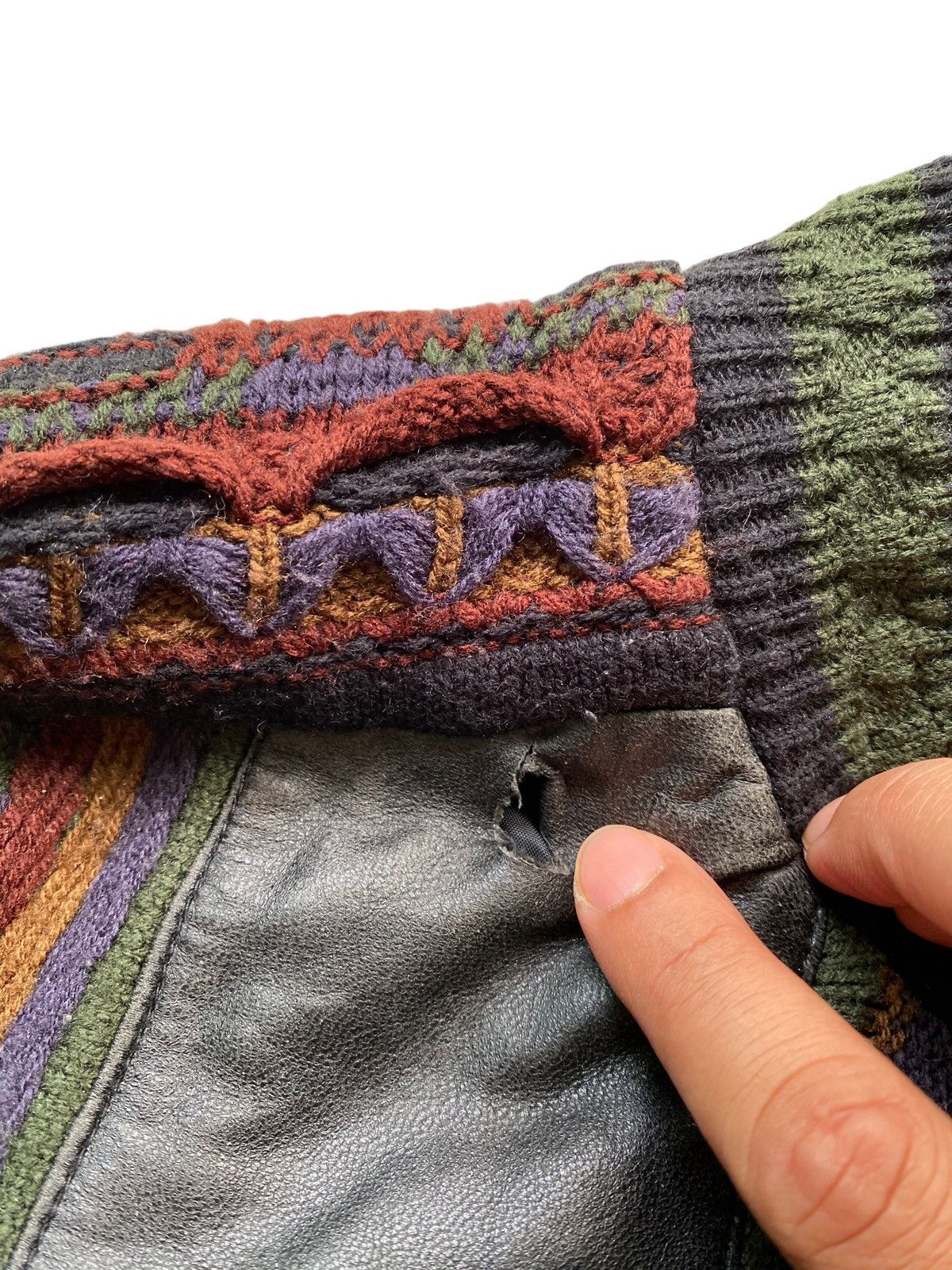 Coogi × Designer × Leather SAXONY Coogi design leather Colorful Sweater Kintwear 90's Size US L / EU 52-54 / 3 - 9 Thumbnail
