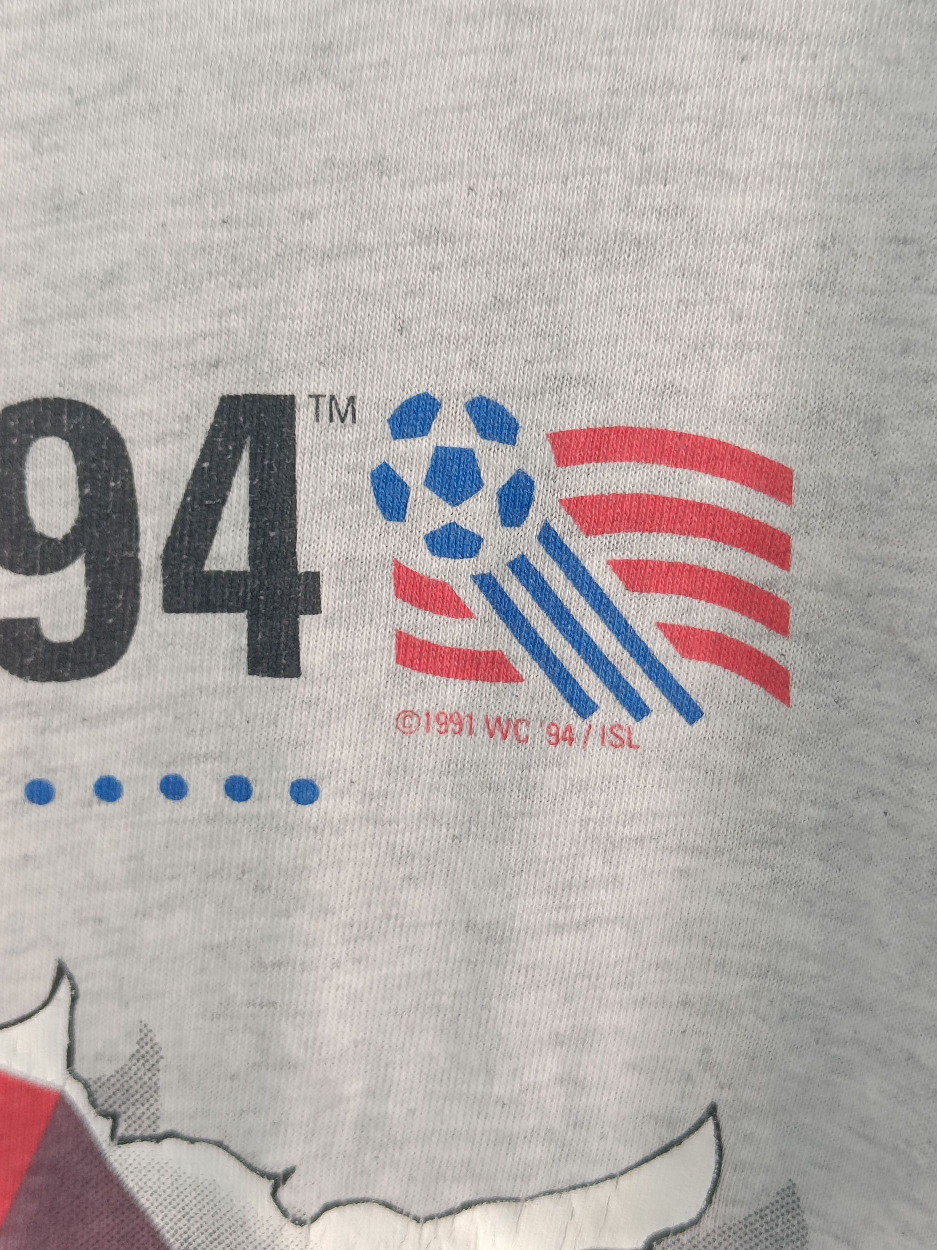 Nutmeg Vintage World Cup USA 1994 DISTRESSED Tee Size US L / EU 52-54 / 3 - 4 Thumbnail