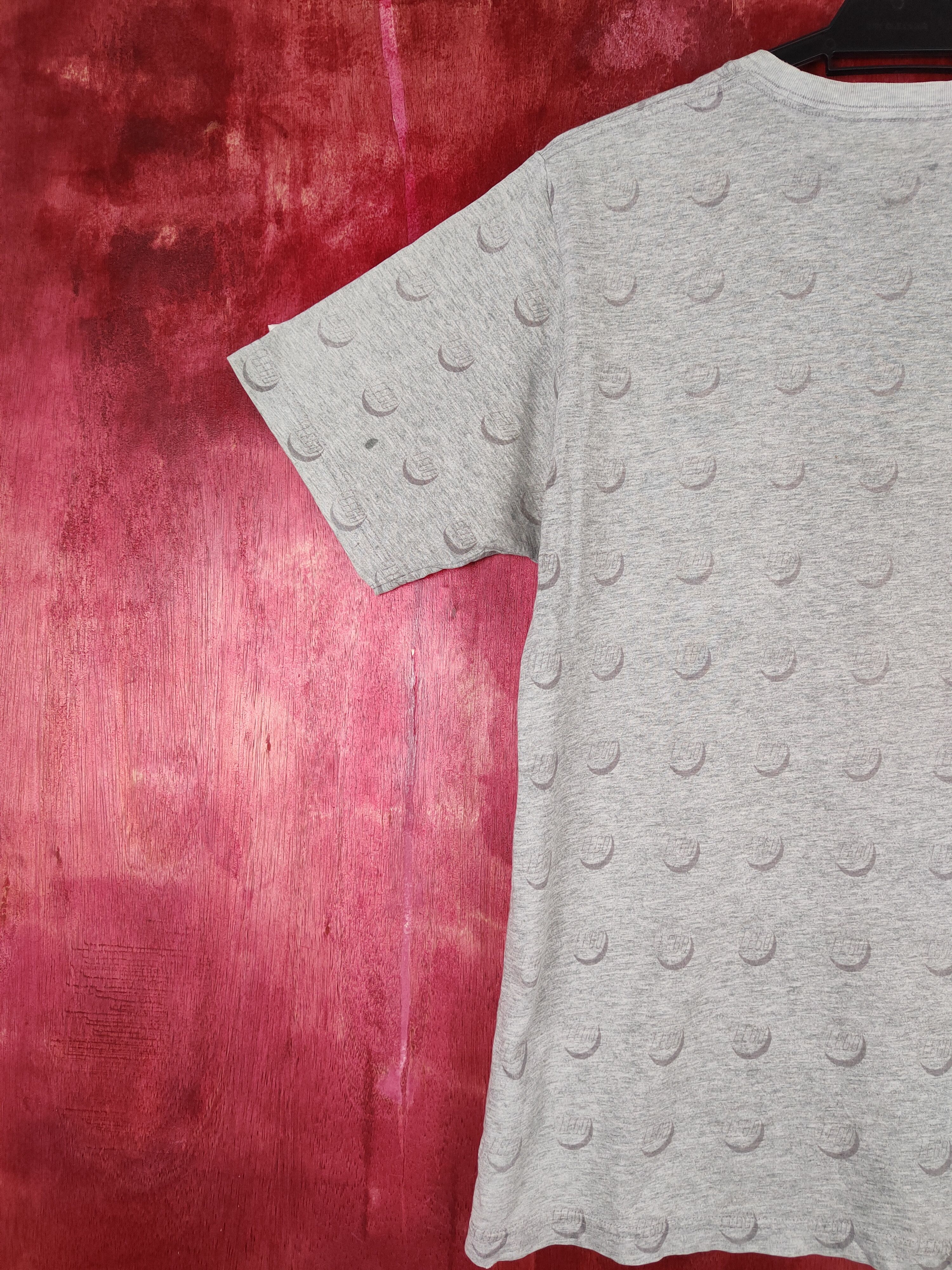 LEGO Uniqlo X Lego fullprint Gray Short Sleeve T-shirt #S652 Size US M / EU 48-50 / 2 - 10 Thumbnail
