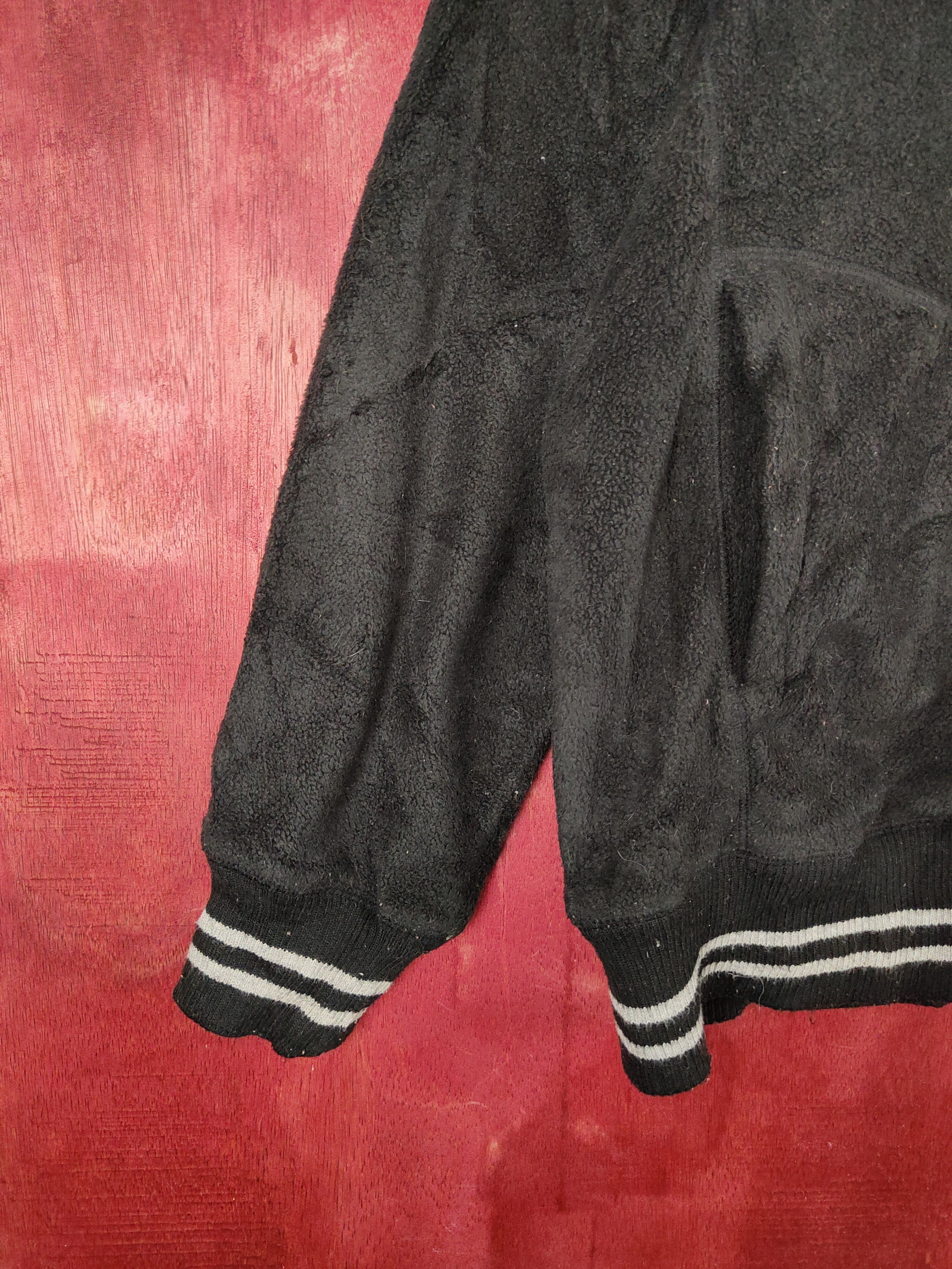 Japanese Brand × MLB Uniqlo-Major League Baseball Black Sweater #S637 Size US XL / EU 56 / 4 - 5 Thumbnail