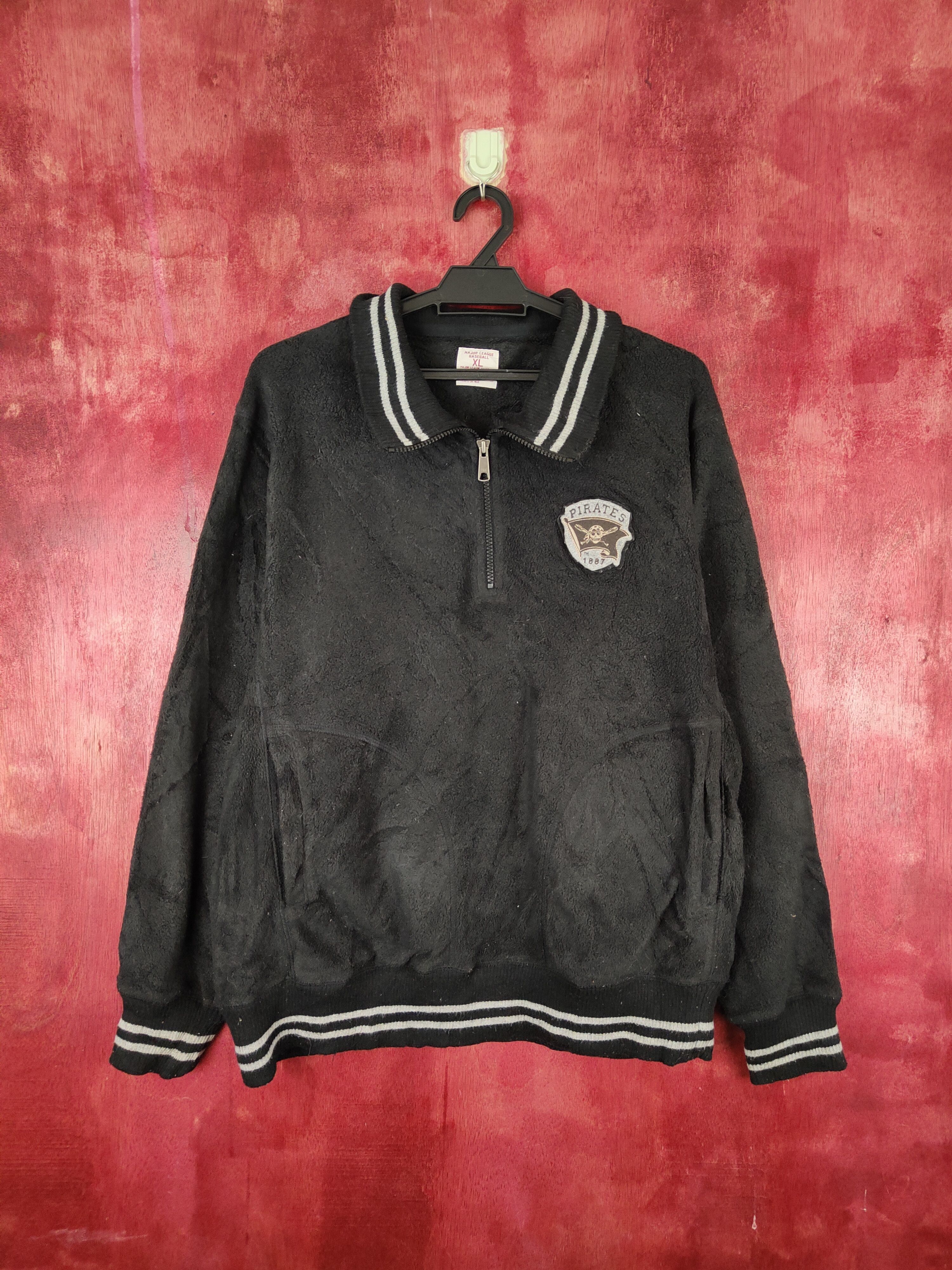 Japanese Brand × MLB Uniqlo-Major League Baseball Black Sweater #S637 Size US XL / EU 56 / 4 - 1 Thumbnail