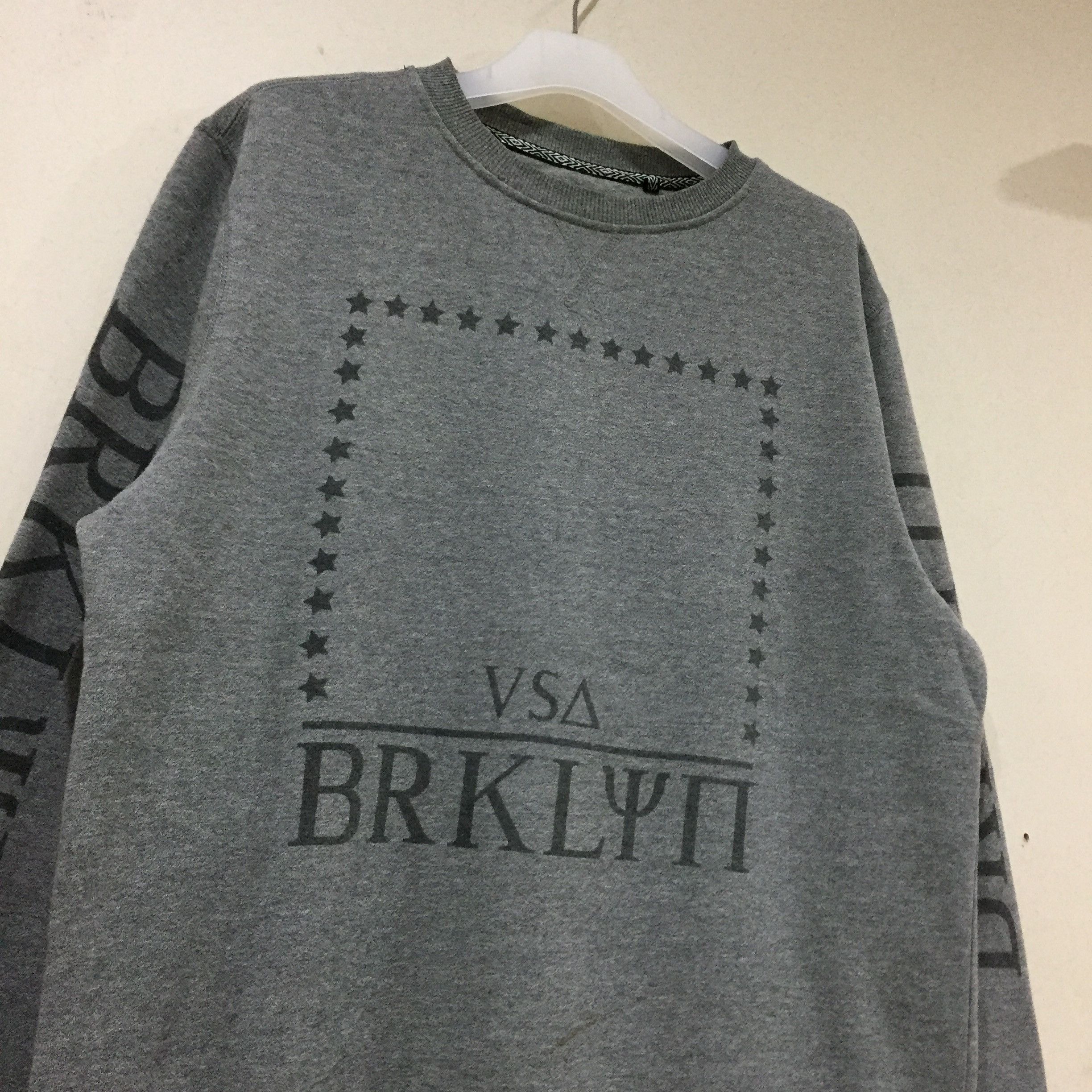 Factorie FACTORIE sweatshirt spellout big logo.. USA BRKLYN Size US M / EU 48-50 / 2 - 3 Thumbnail
