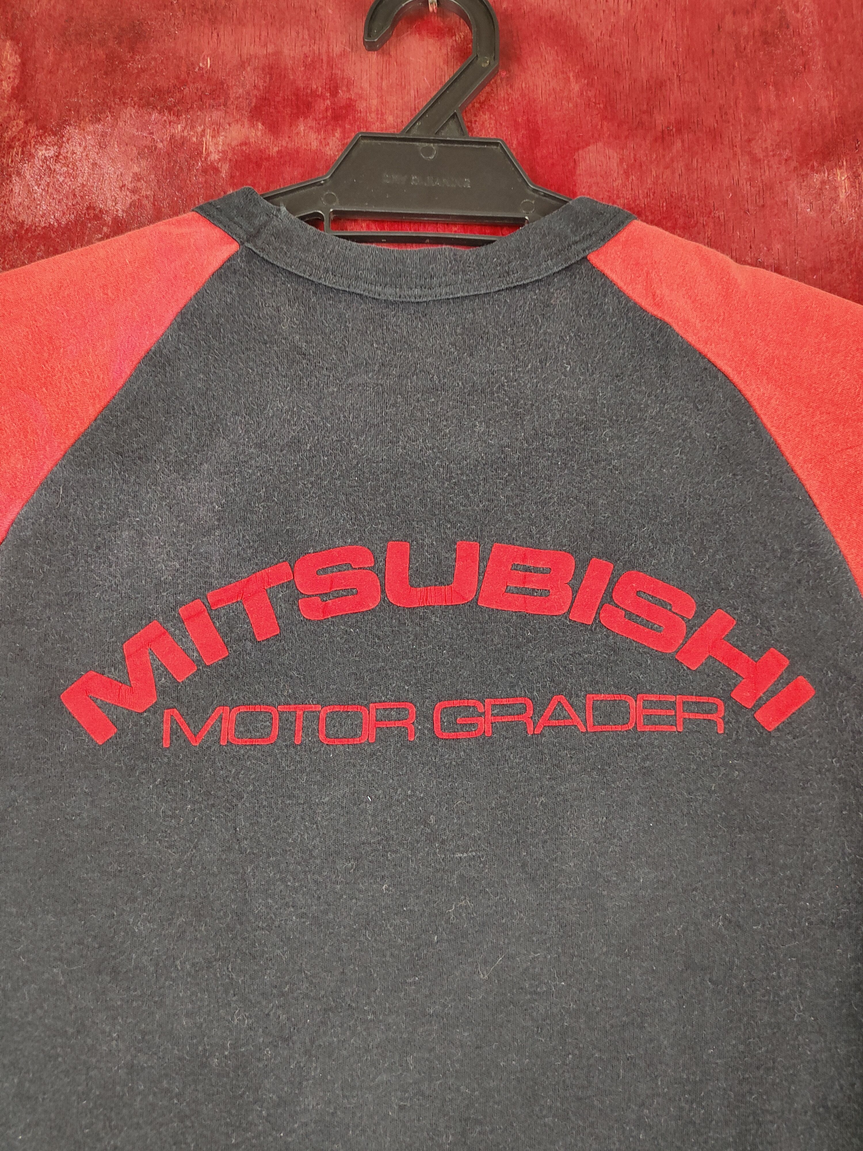 Vintage Mitsubishi motor Grader vintage Short Sleeve T-shirt #S654 Size US S / EU 44-46 / 1 - 2 Thumbnail