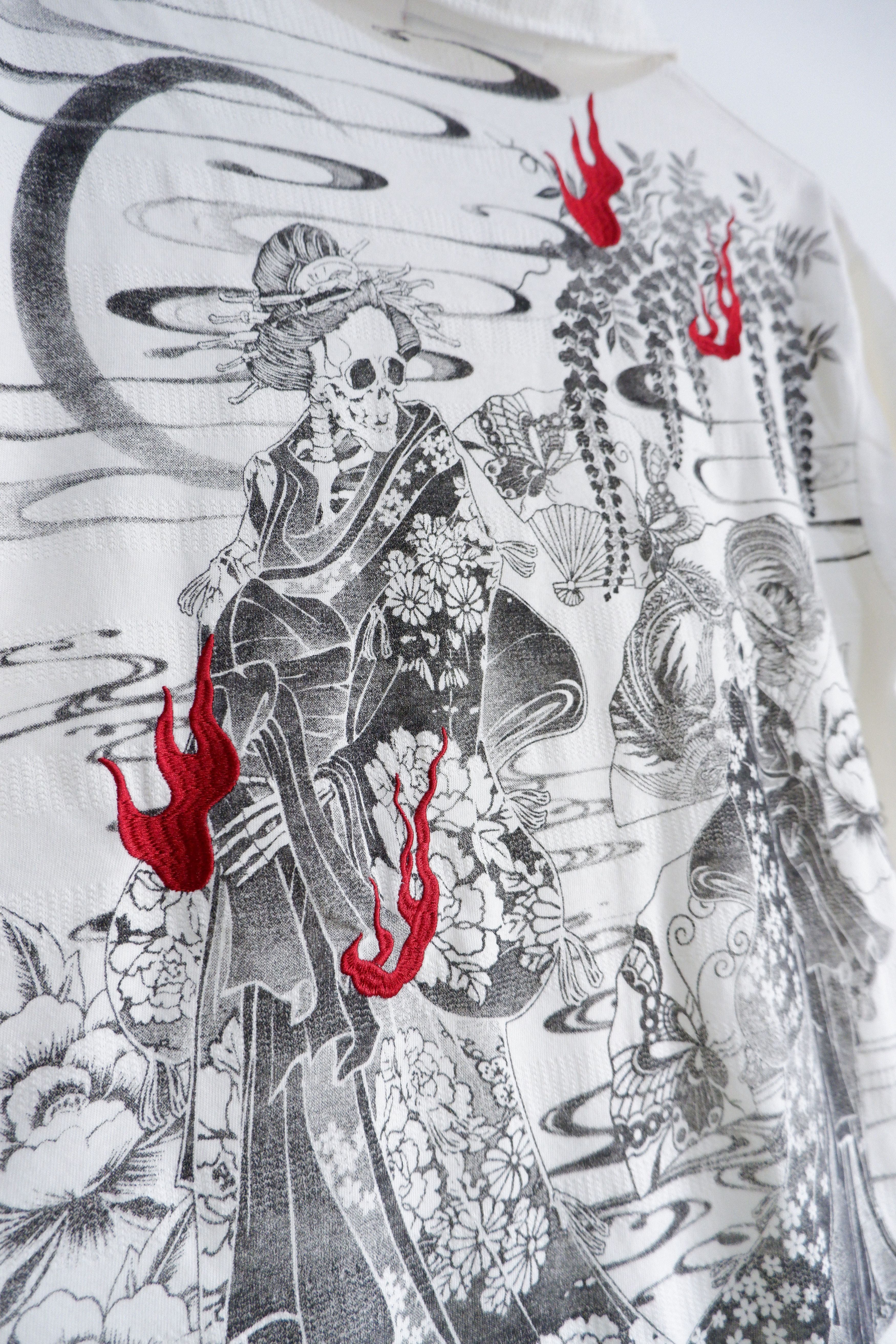 Japanese Brand Vintage Skull Geisha Embroidered Flames T shirt Size US L / EU 52-54 / 3 - 8 Thumbnail