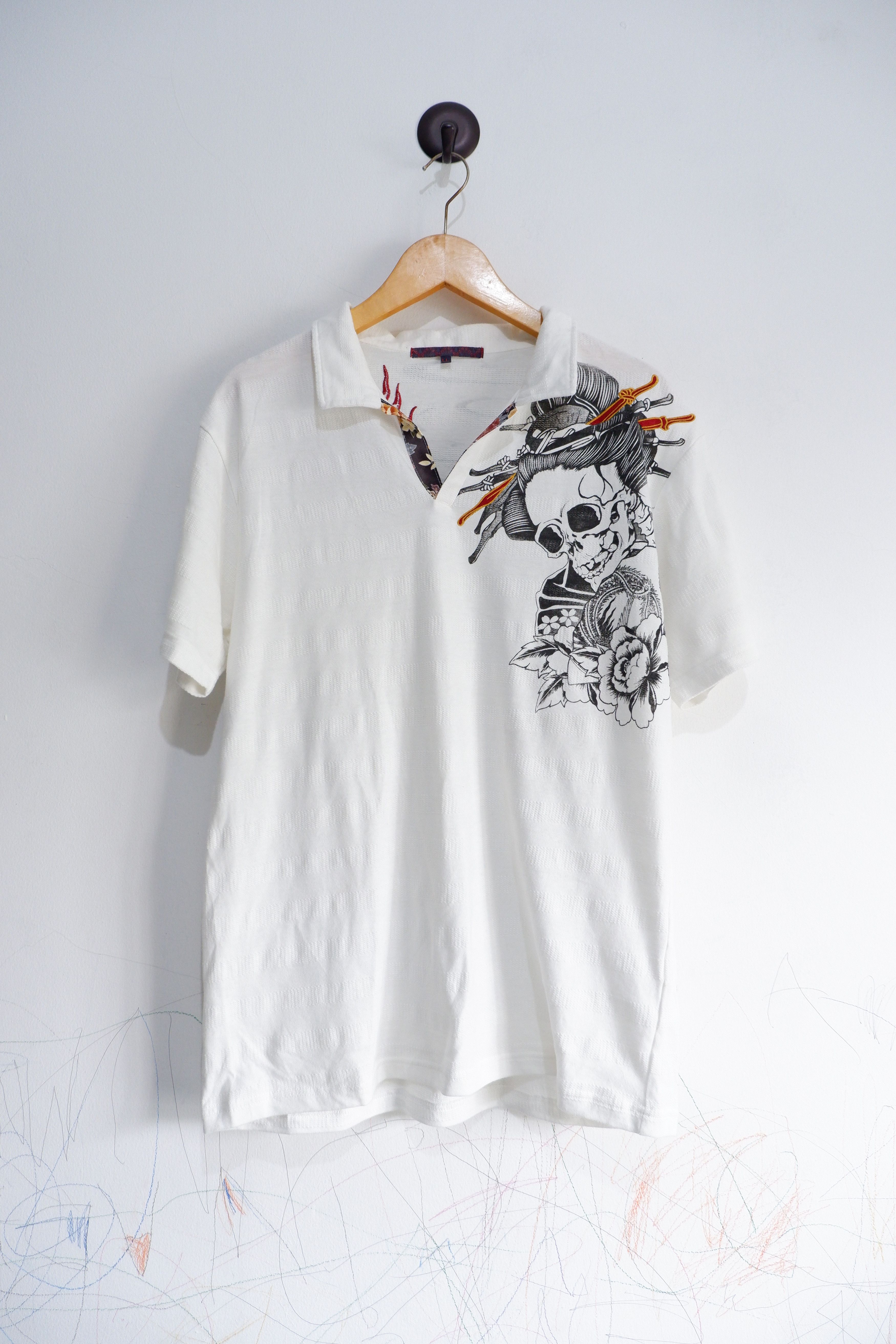 Japanese Brand Vintage Skull Geisha Embroidered Flames T shirt Size US L / EU 52-54 / 3 - 2 Thumbnail