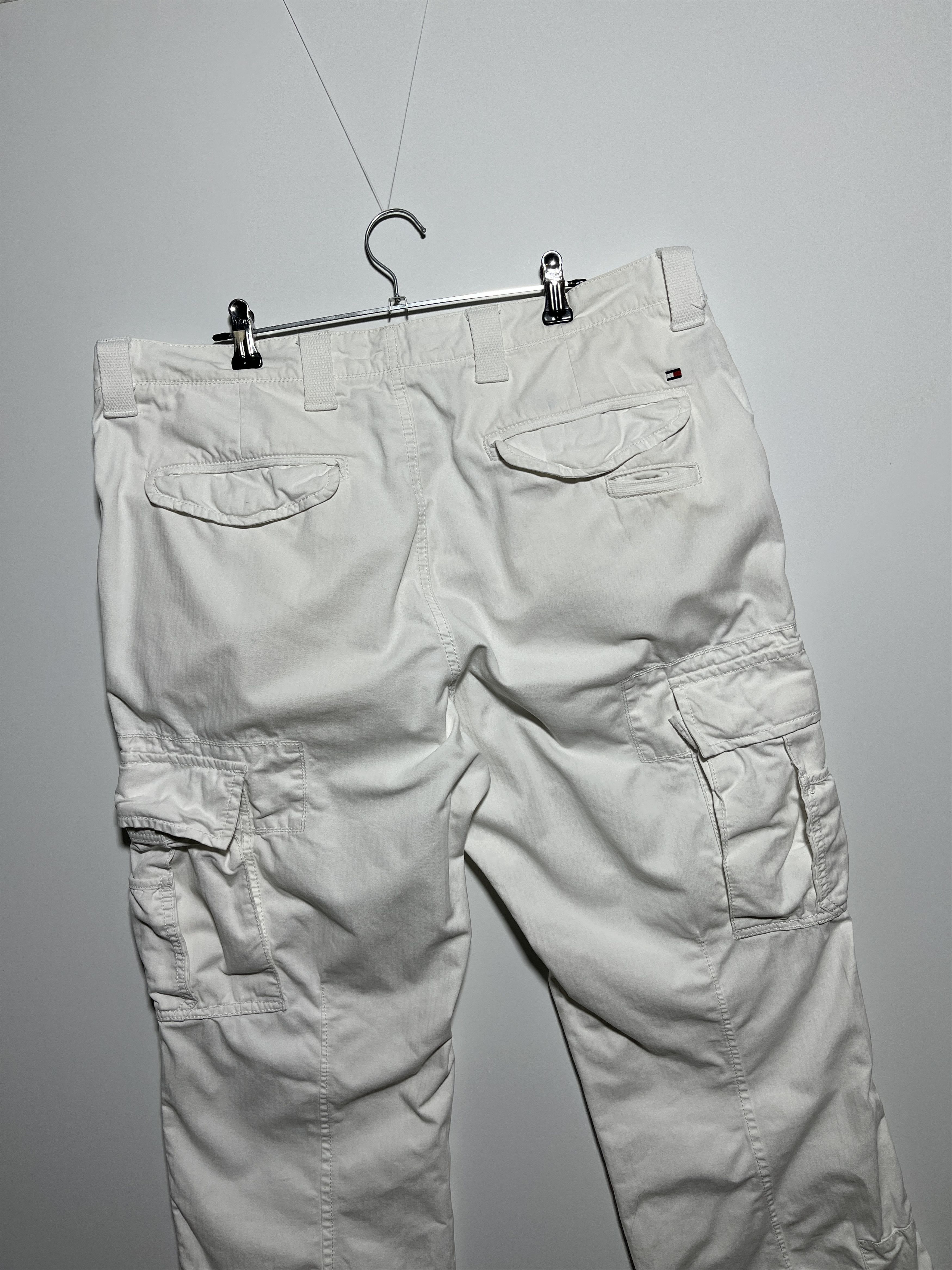 Tommy Hilfiger Vintage Y2K Tommy Hilfiger White Cargo Pants Size 34 Size US 34 / EU 50 - 6 Thumbnail