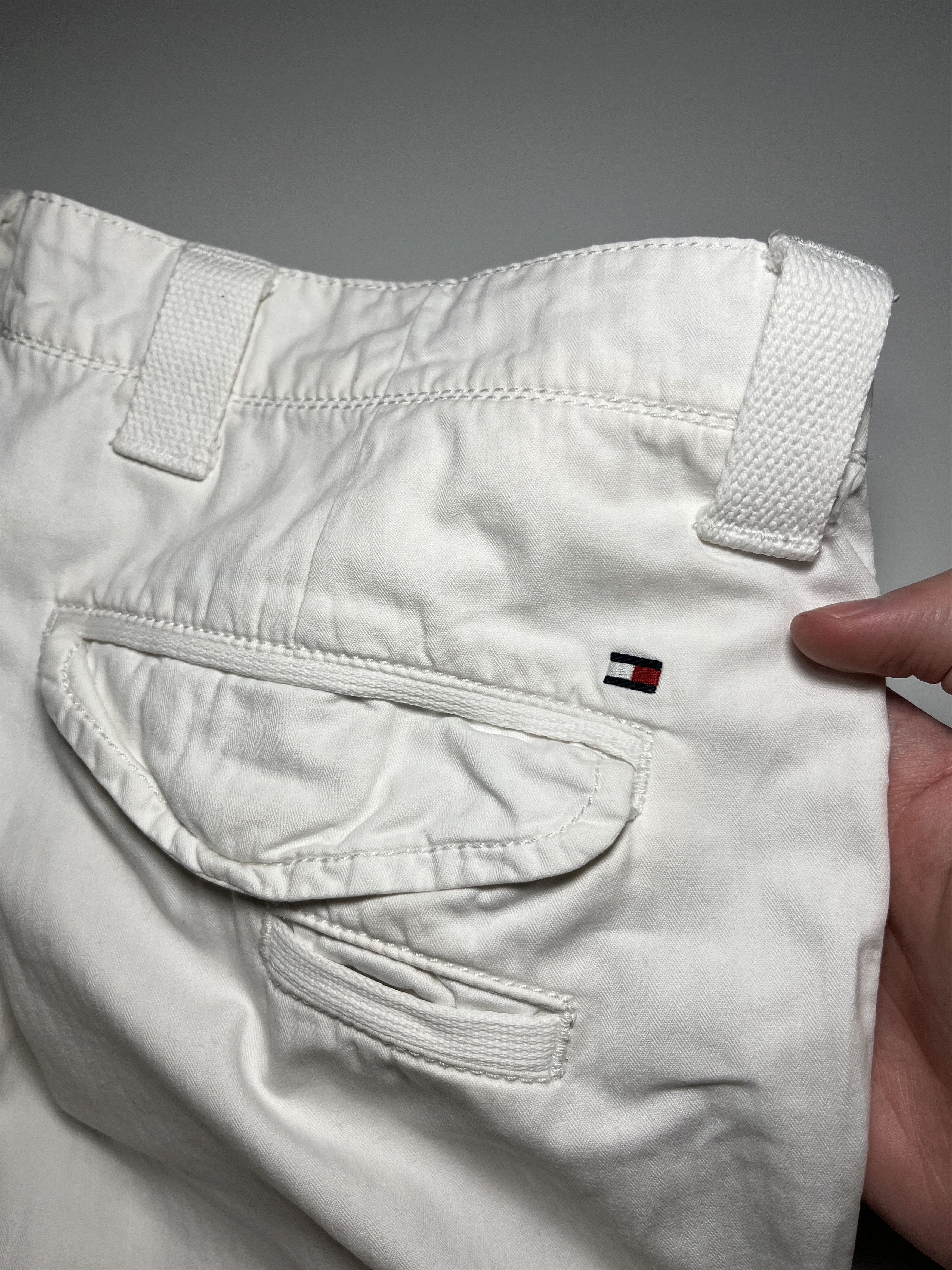 Tommy Hilfiger Vintage Y2K Tommy Hilfiger White Cargo Pants Size 34 Size US 34 / EU 50 - 12 Thumbnail