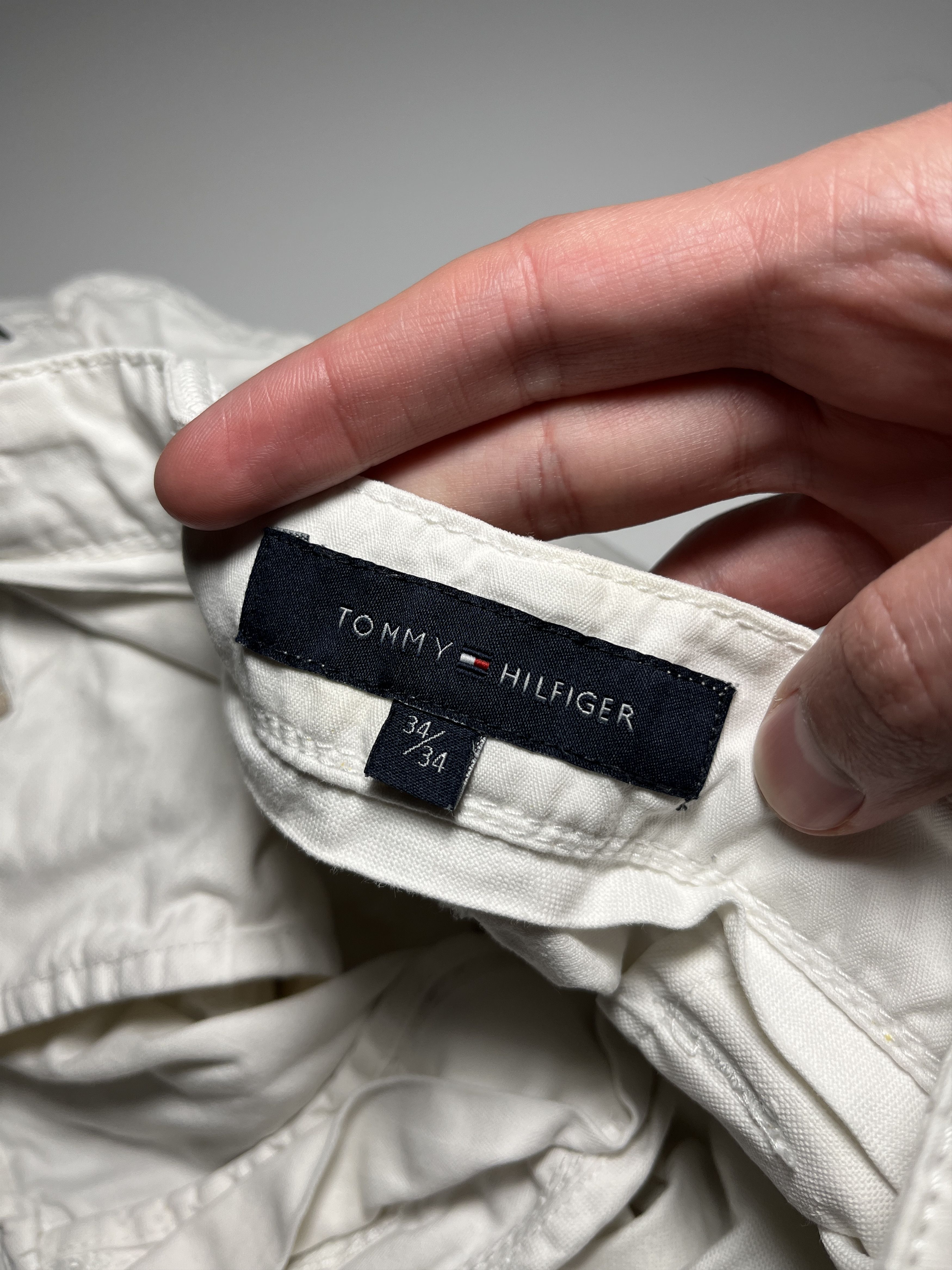 Tommy Hilfiger Vintage Y2K Tommy Hilfiger White Cargo Pants Size 34 Size US 34 / EU 50 - 14 Thumbnail