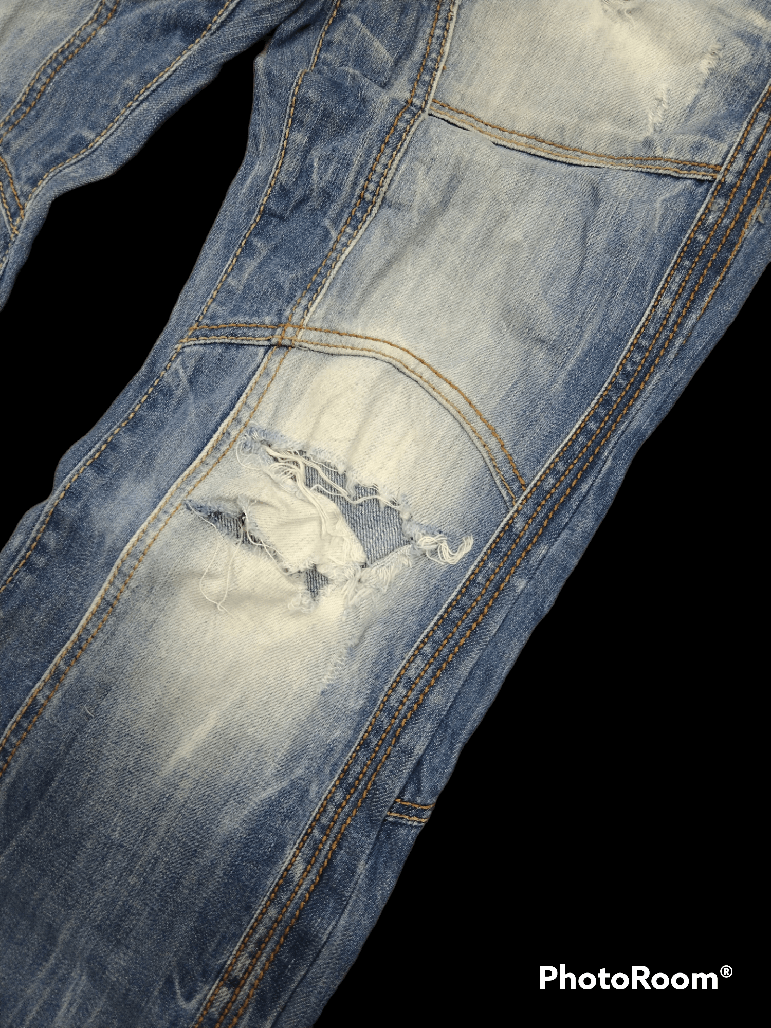 Japanese Brand THRASH RIPED RECONSTRUCRED WASHED BLUE CIPO&BAXX DENIM Size US 32 / EU 48 - 9 Thumbnail