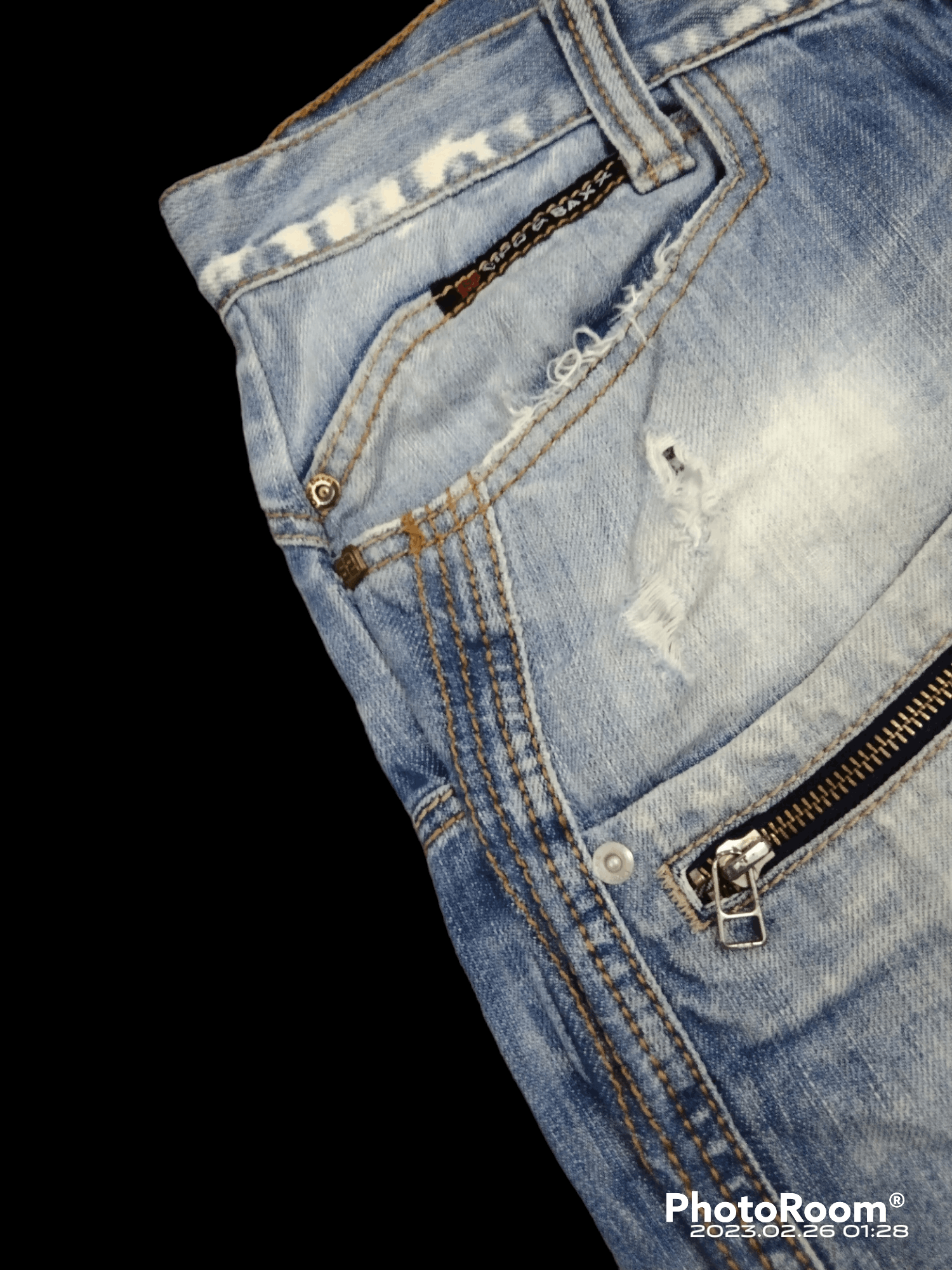 Japanese Brand THRASH RIPED RECONSTRUCRED WASHED BLUE CIPO&BAXX DENIM Size US 32 / EU 48 - 5 Thumbnail