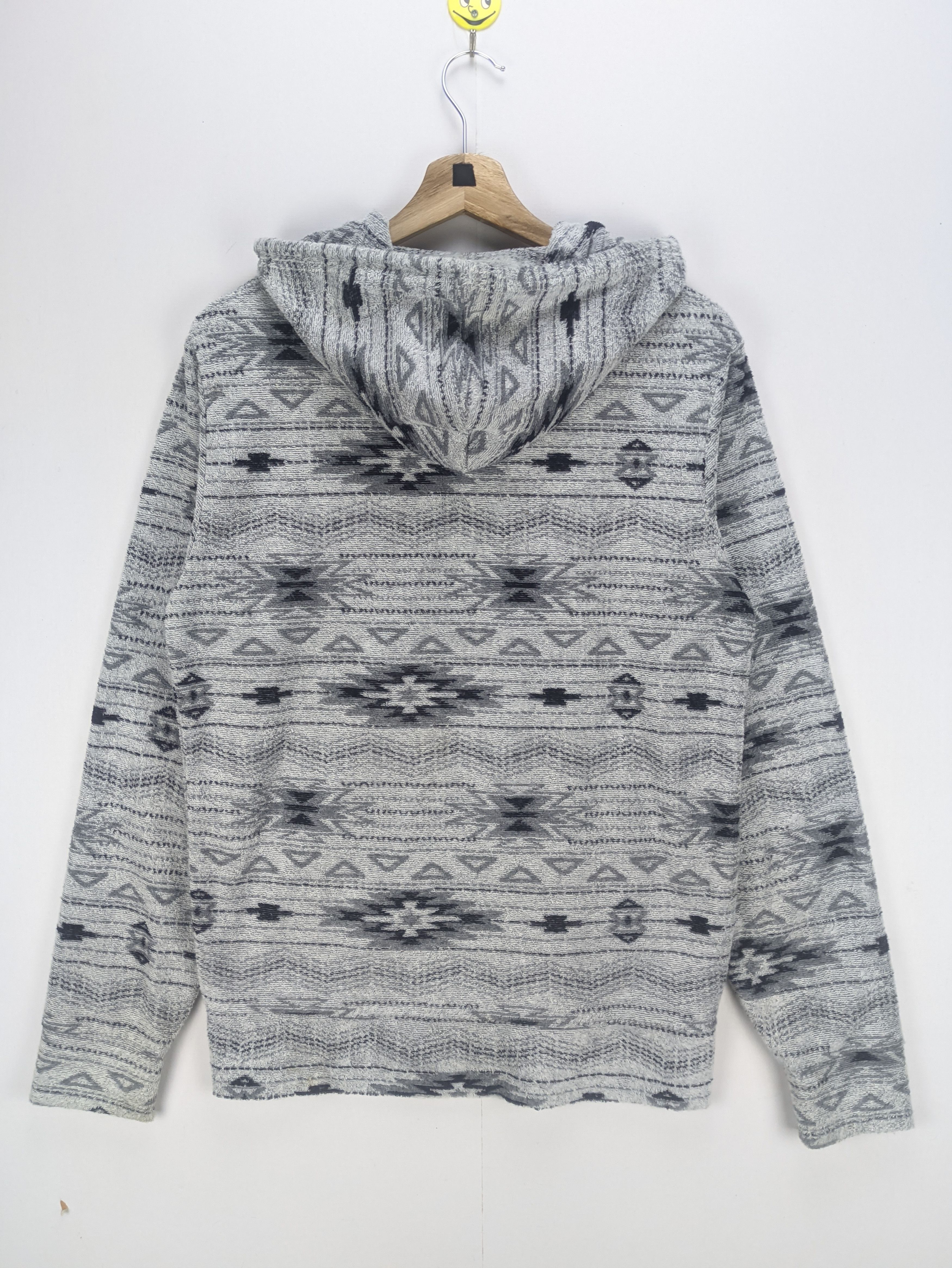 Japanese Brand Steals🔥Hoodie Jacket Navajo Pattern by Beyes Size US M / EU 48-50 / 2 - 2 Thumbnail