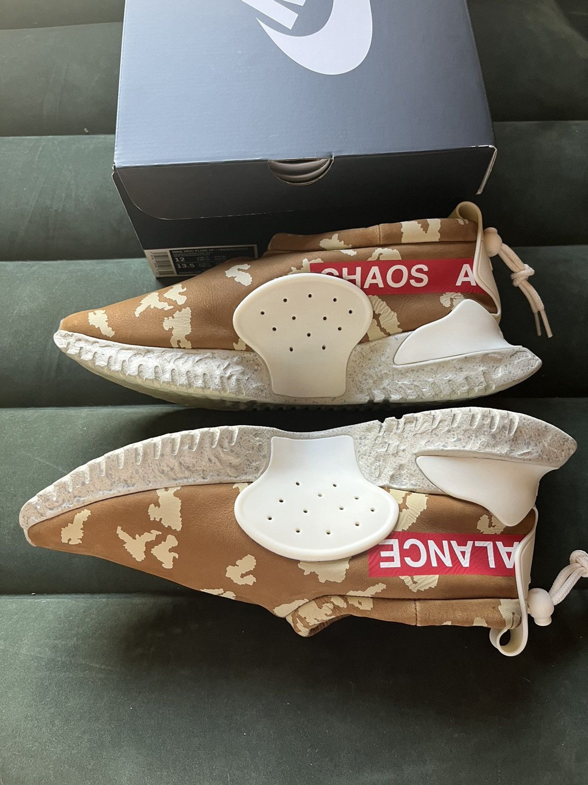 Nike × Undercover Nike Moc Flow x UNDERCOVER Size US 12 / EU 45 - 2 Thumbnail
