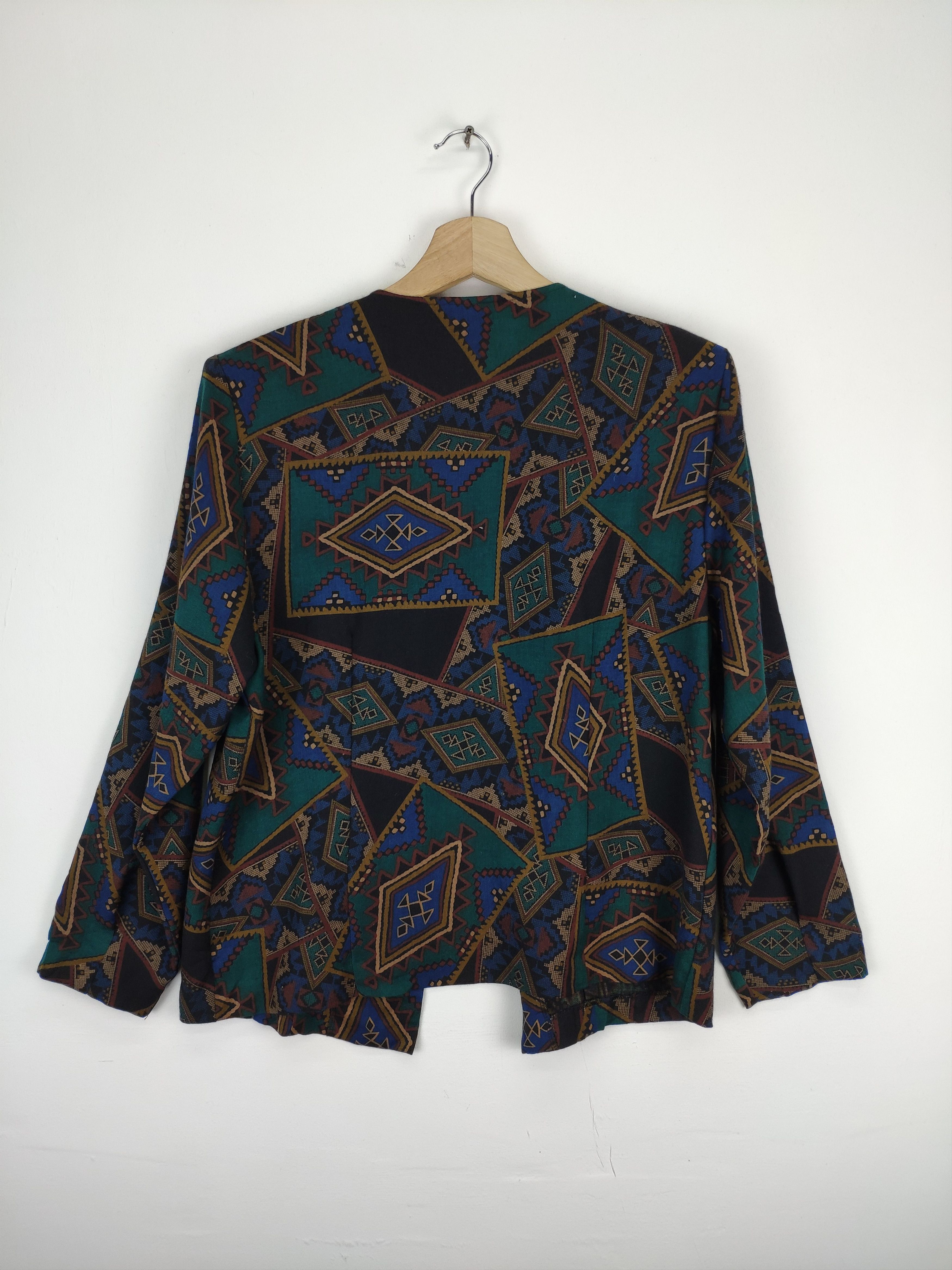 Designer × Japanese Brand Vintage Wool Cardigan Native Style Size S / US 4 / IT 40 - 2 Thumbnail