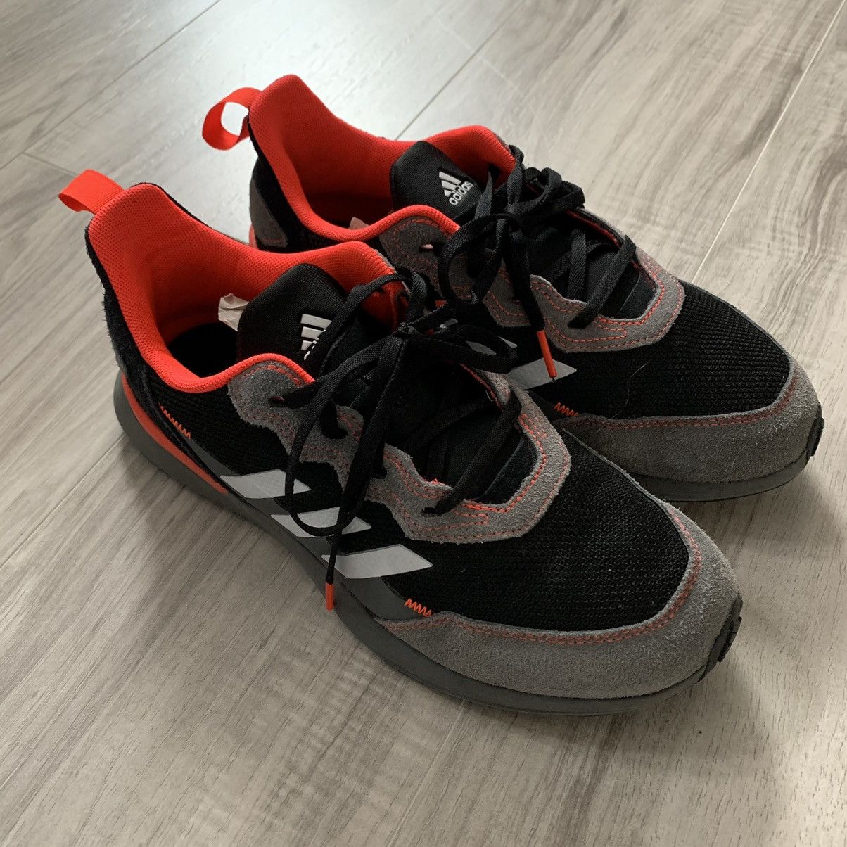 Adidas Adidas RapidaRun elite j size 6.5 Size US 6.5 / EU 39-40 - 1 Thumbnail
