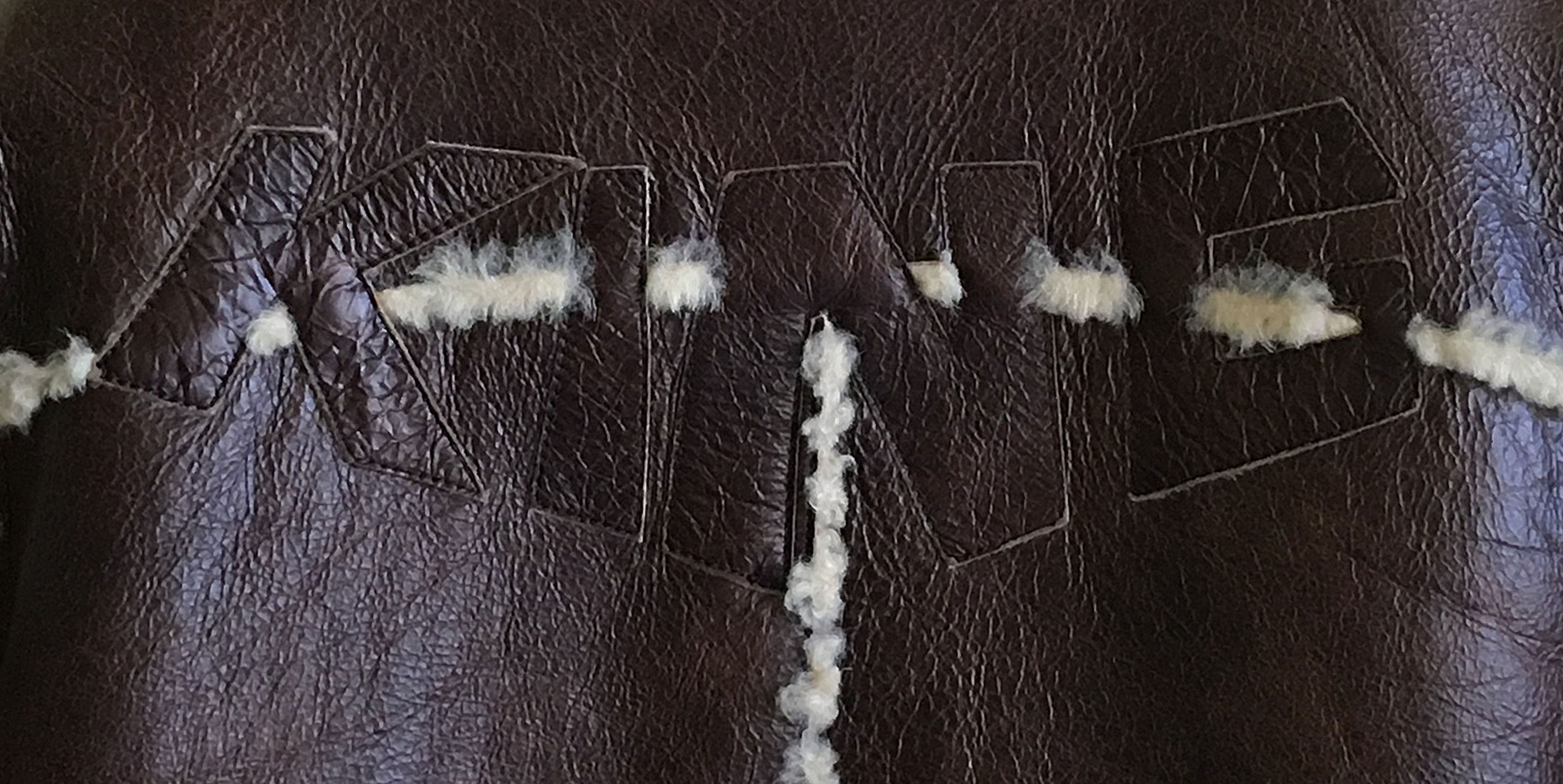 Other VOYAGE PASSION Shearling HOODIE JACKET Sz 50 EUR | M Size US M / EU 48-50 / 2 - 4 Thumbnail