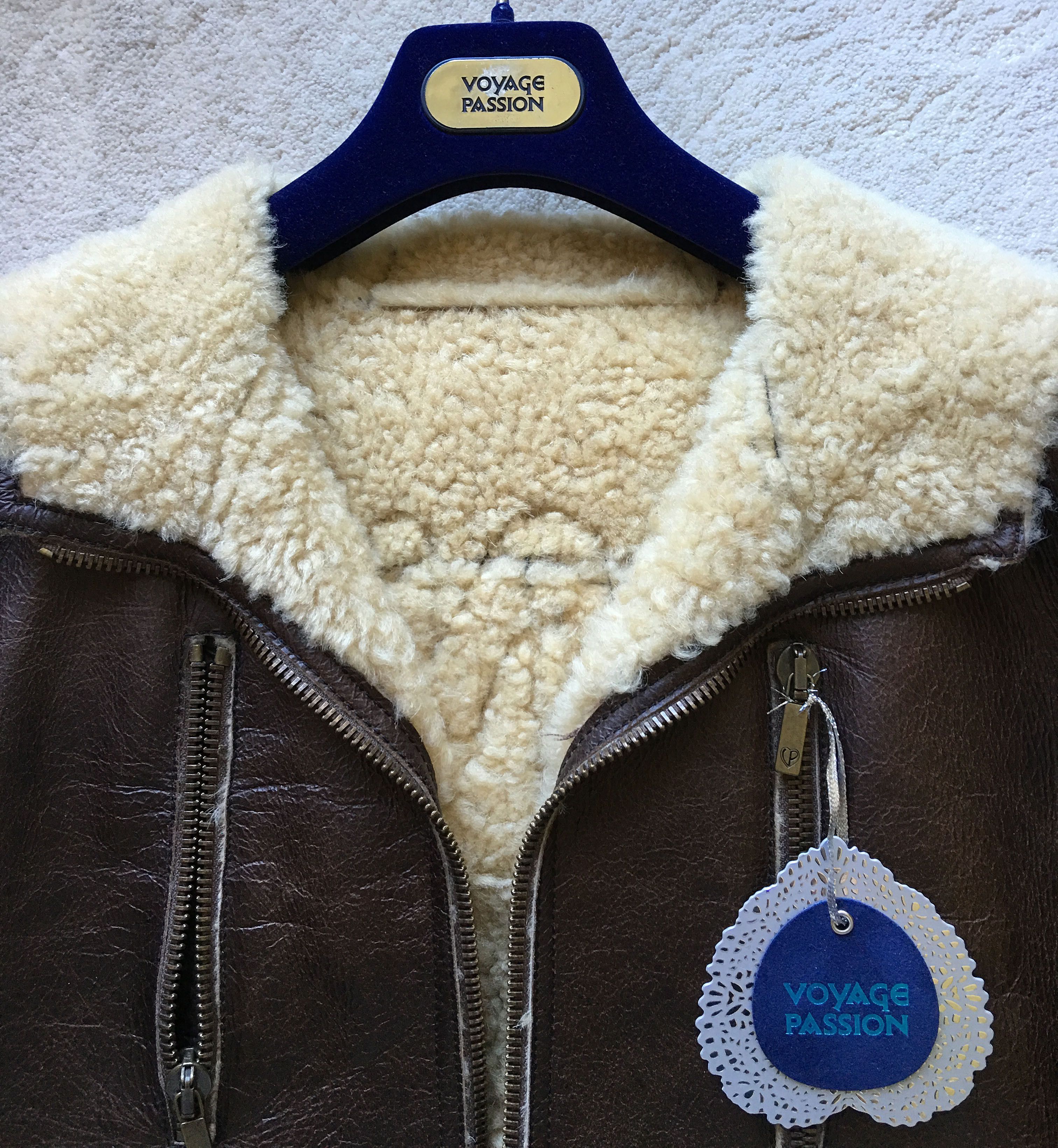 Other VOYAGE PASSION Shearling HOODIE JACKET Sz 50 EUR | M Size US M / EU 48-50 / 2 - 8 Thumbnail