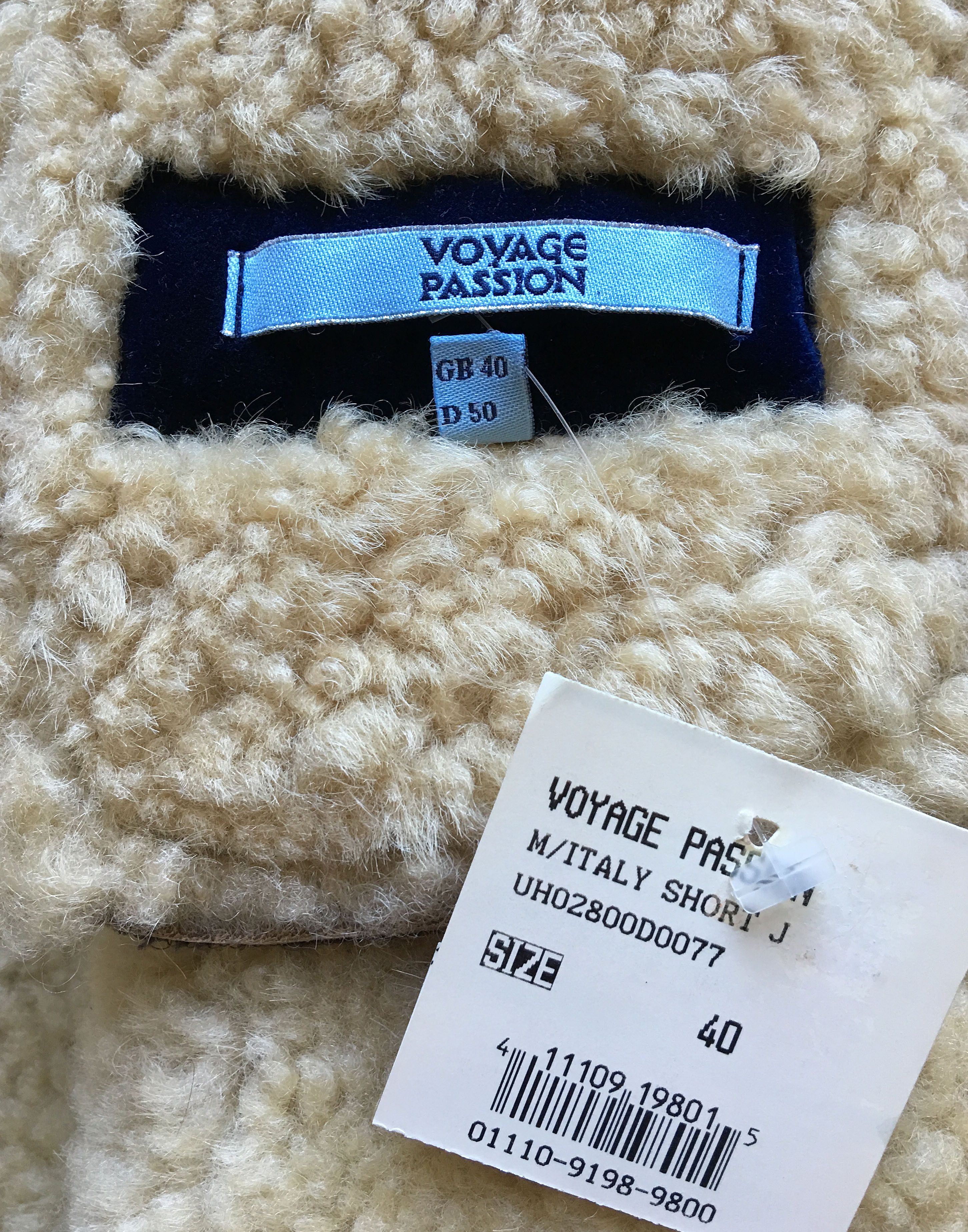 Other VOYAGE PASSION Shearling HOODIE JACKET Sz 50 EUR | M Size US M / EU 48-50 / 2 - 2 Thumbnail