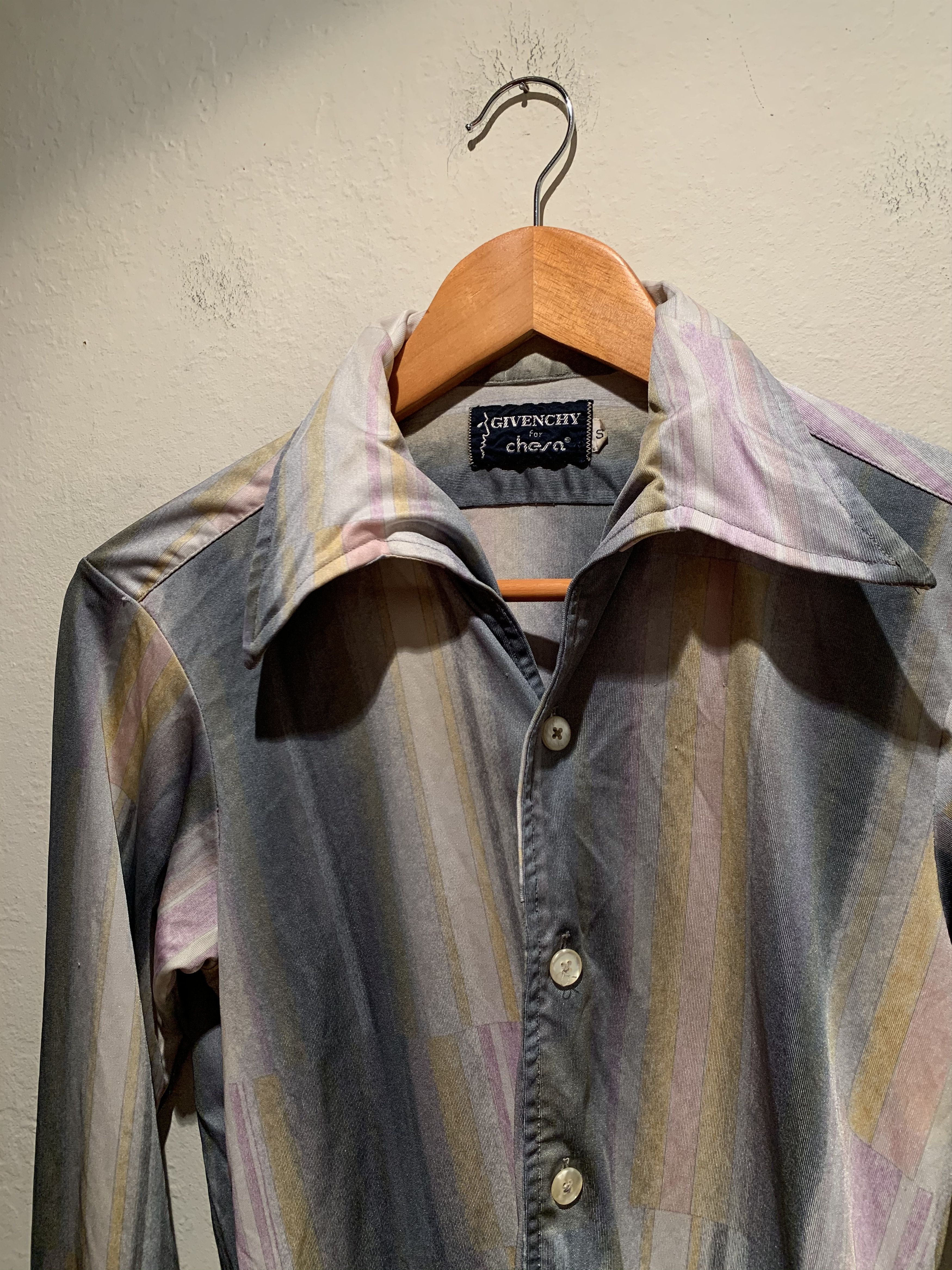 Designer × Givenchy × Vintage *RARE* Vintage Givenchy For Chesa Paneled Print Button Shirt Size US S / EU 44-46 / 1 - 2 Thumbnail