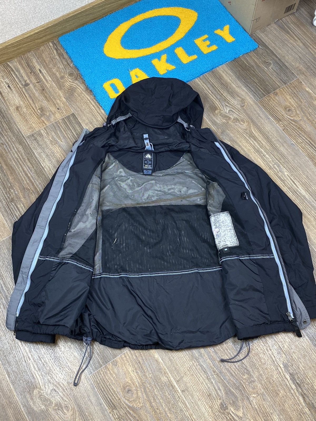 Nike × Nike ACG × Vintage Vintage Nike ACG gorpcore black ski jacket Size US L / EU 52-54 / 3 - 11 Thumbnail