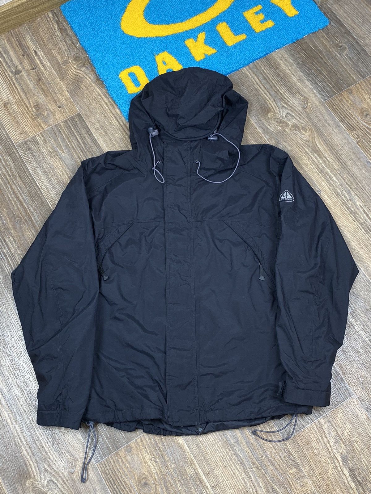Nike × Nike ACG × Vintage Vintage Nike ACG gorpcore black ski jacket Size US L / EU 52-54 / 3 - 1 Thumbnail