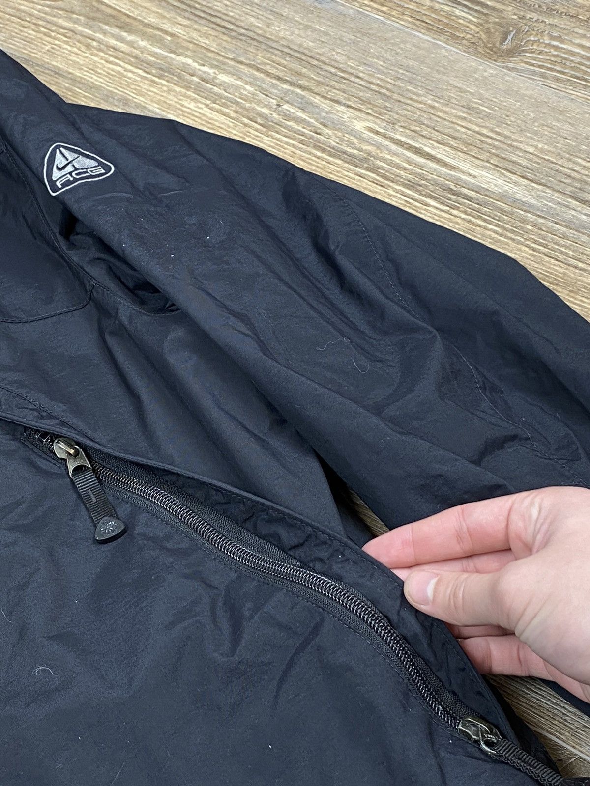 Nike × Nike ACG × Vintage Vintage Nike ACG gorpcore black ski jacket Size US L / EU 52-54 / 3 - 7 Thumbnail