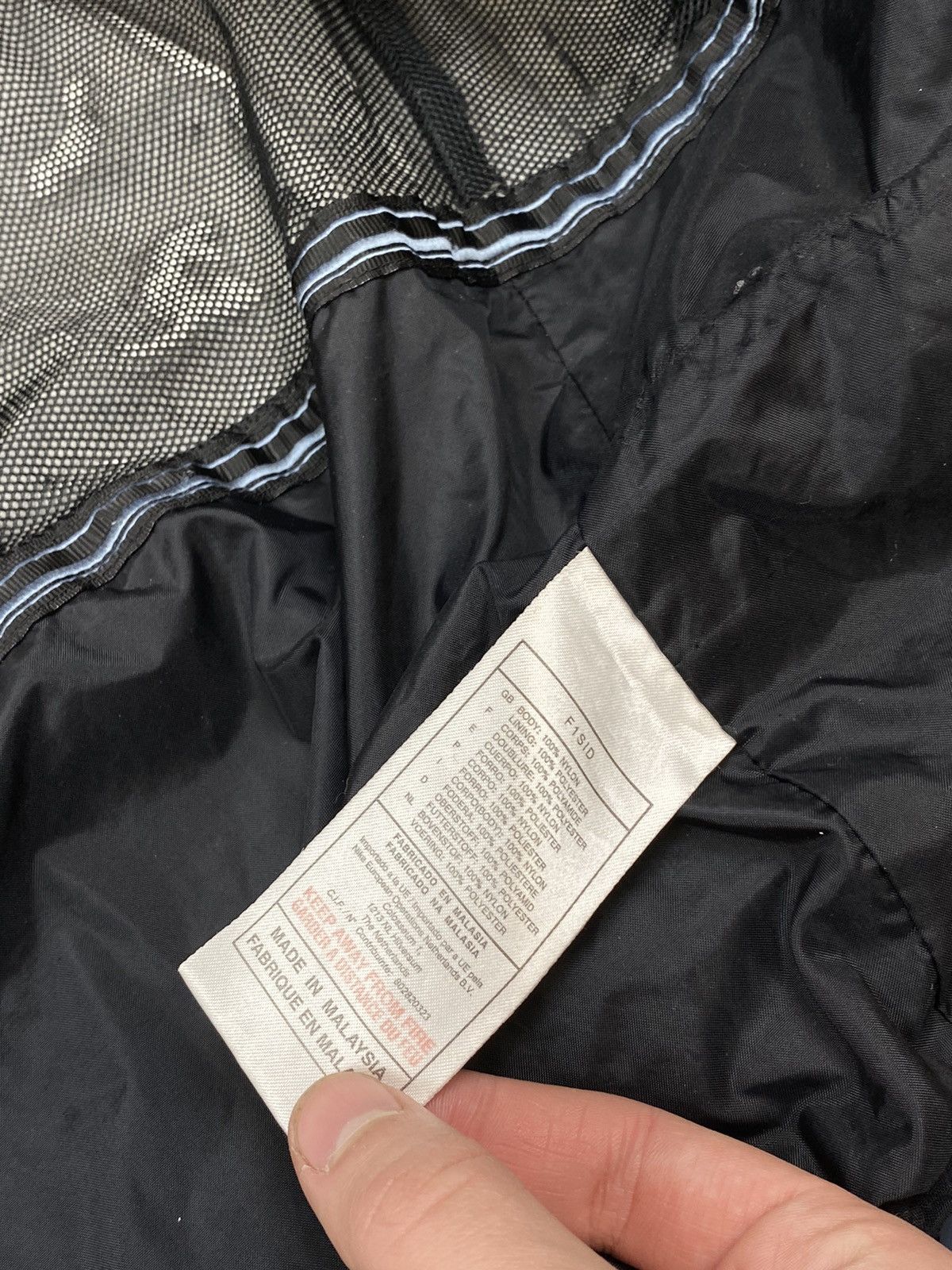 Nike × Nike ACG × Vintage Vintage Nike ACG gorpcore black ski jacket Size US L / EU 52-54 / 3 - 19 Thumbnail