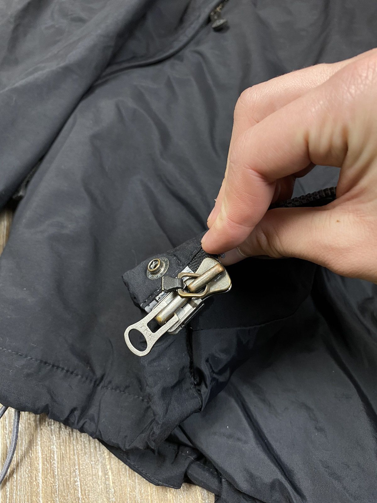 Nike × Nike ACG × Vintage Vintage Nike ACG gorpcore black ski jacket Size US L / EU 52-54 / 3 - 18 Thumbnail
