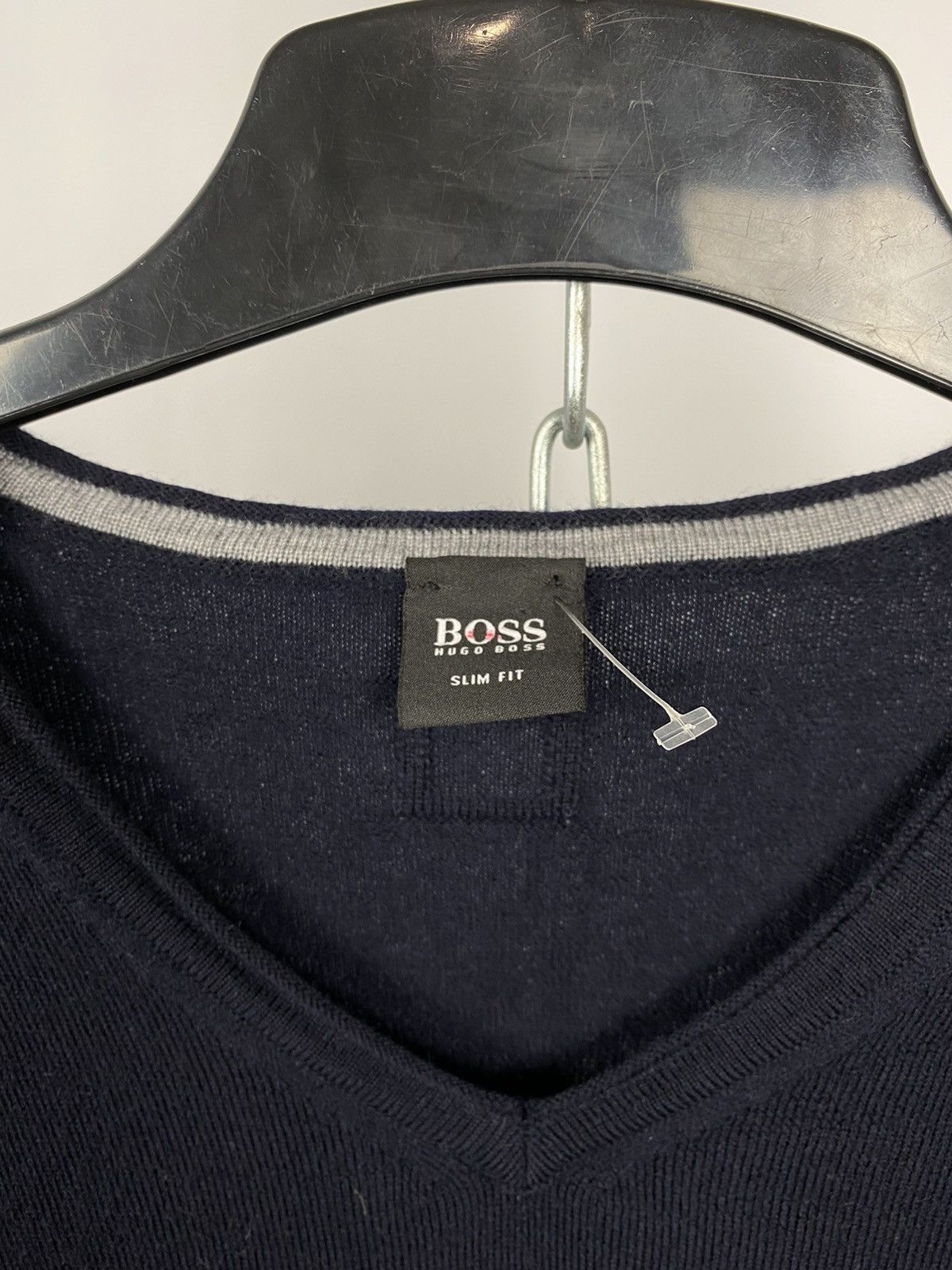 Hugo Boss Hugo Boss sweaters V-neck blue size M Size US M / EU 48-50 / 2 - 4 Thumbnail