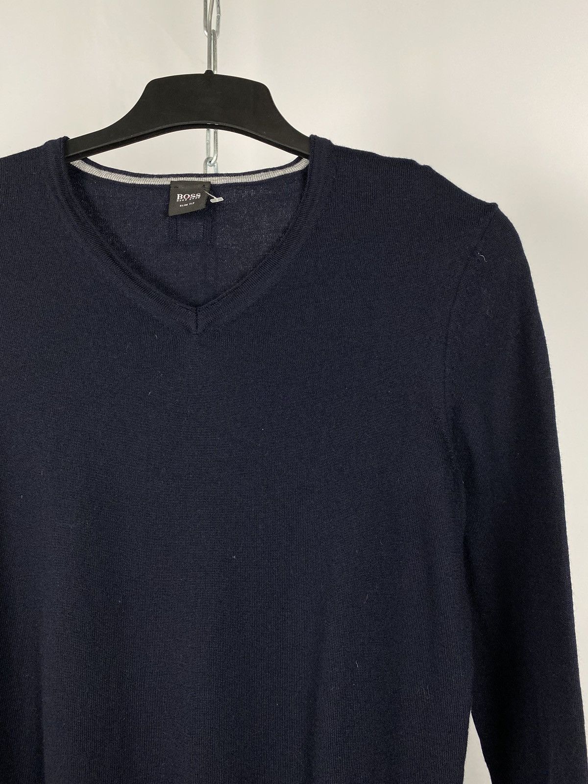 Hugo Boss Hugo Boss sweaters V-neck blue size M Size US M / EU 48-50 / 2 - 2 Thumbnail