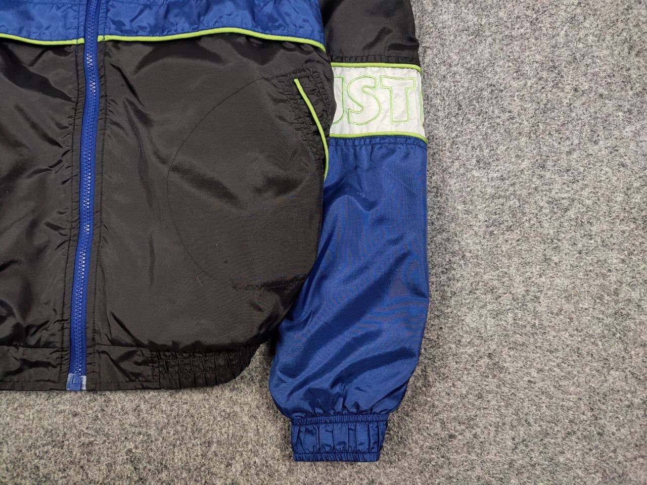 Nike Vintage 90's Nike Nylon Drill Big Embroidered Track Jacket Size US L / EU 52-54 / 3 - 10 Thumbnail