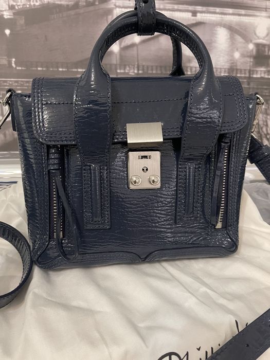 Phillip lim 2024 mini pashli size