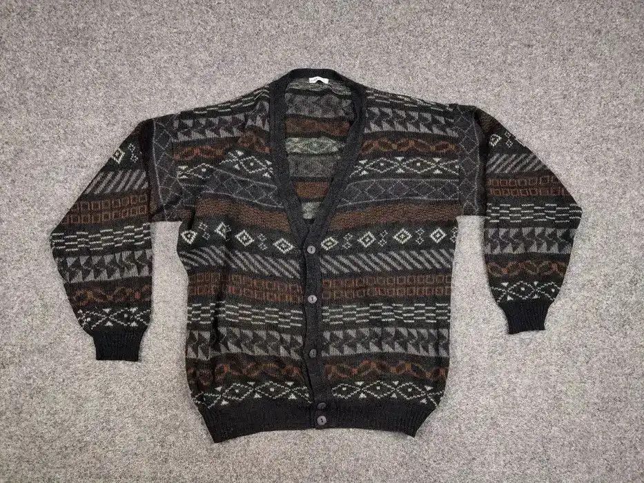 Japanese Brand Vintage 90's Japanese Patterned Cardigan Knitted Sweater Size US L / EU 52-54 / 3 - 6 Thumbnail
